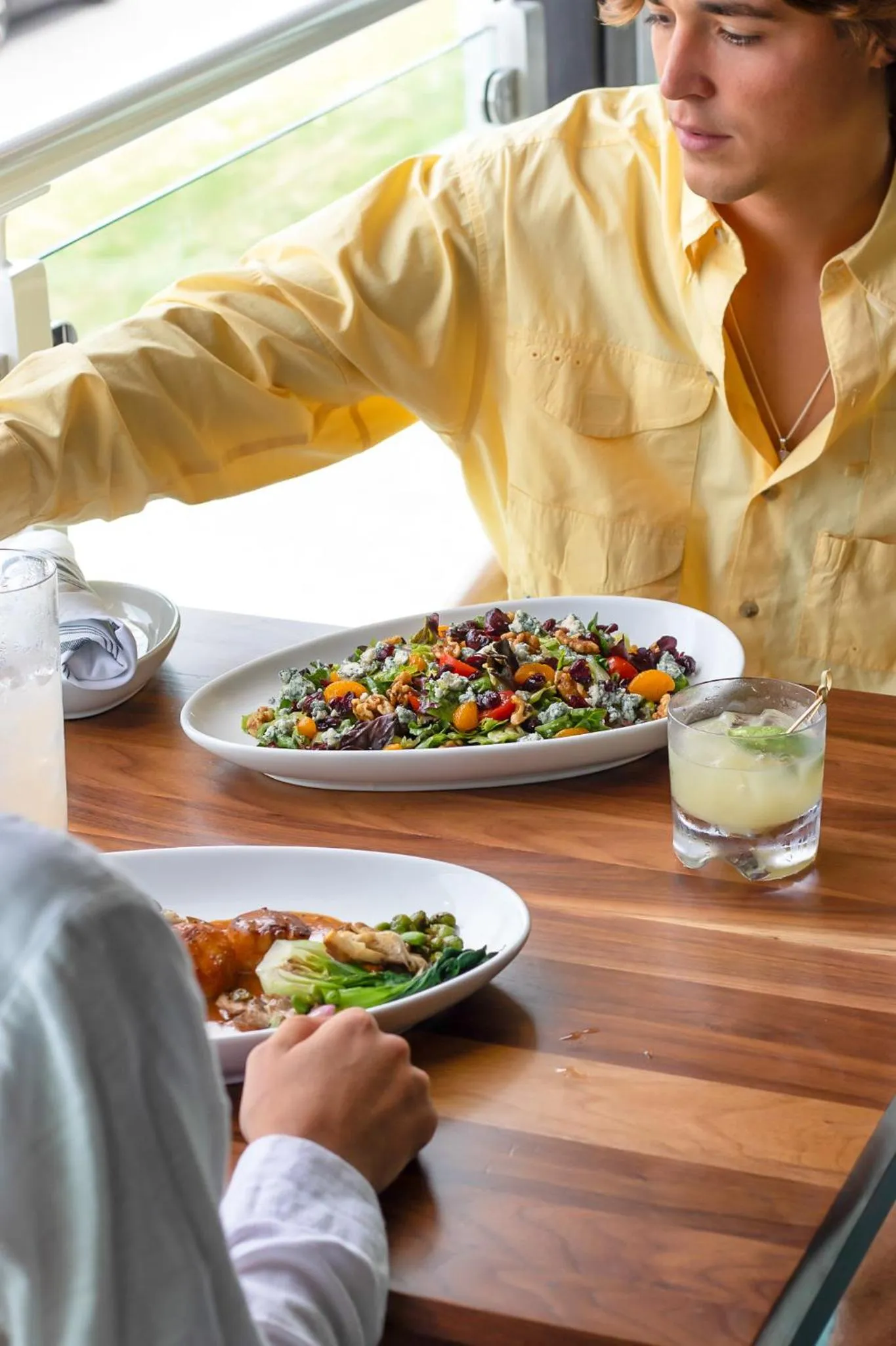 Restaurant/places to eat in The Saint Hotel