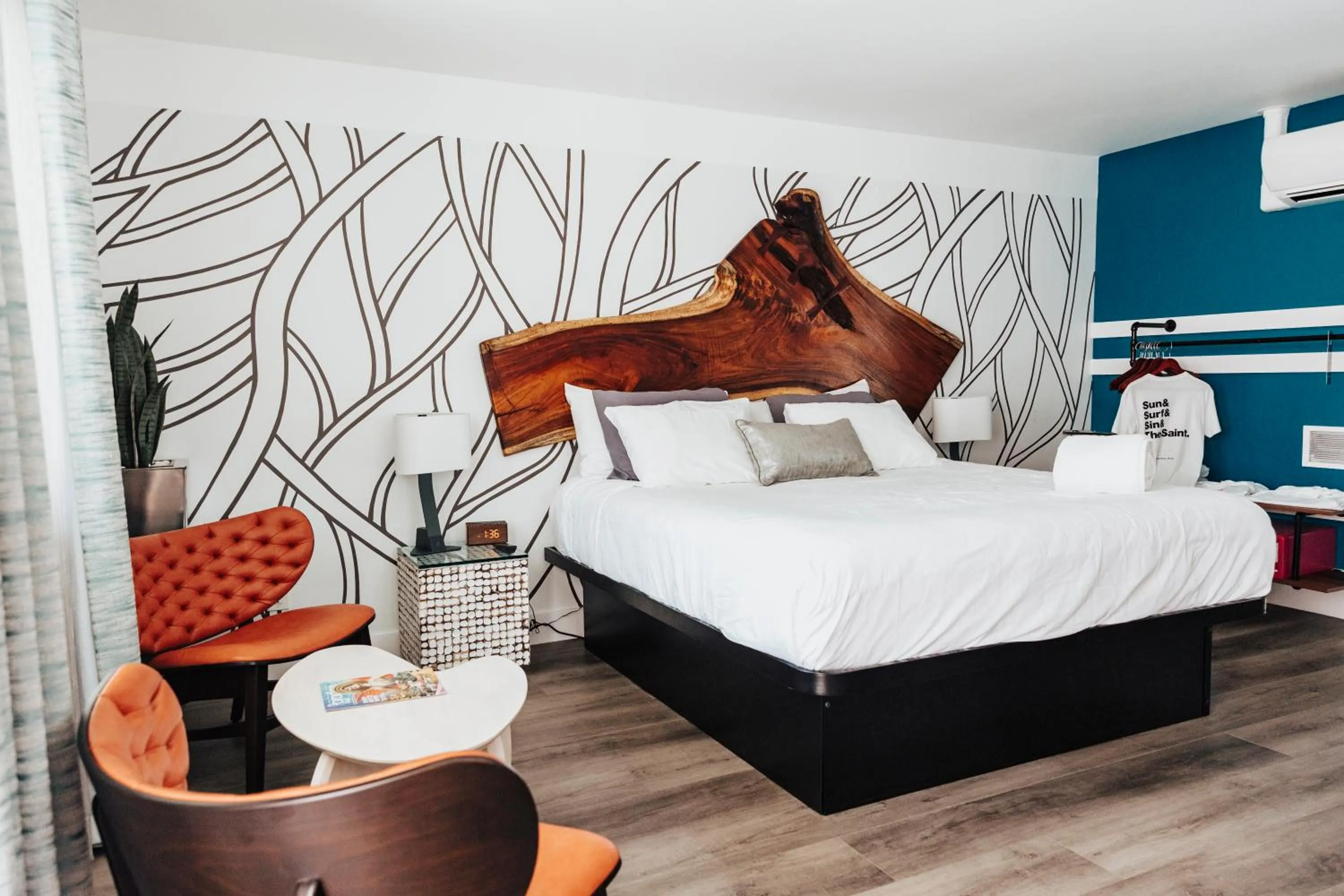 Bedroom, Bed in The Saint Hotel