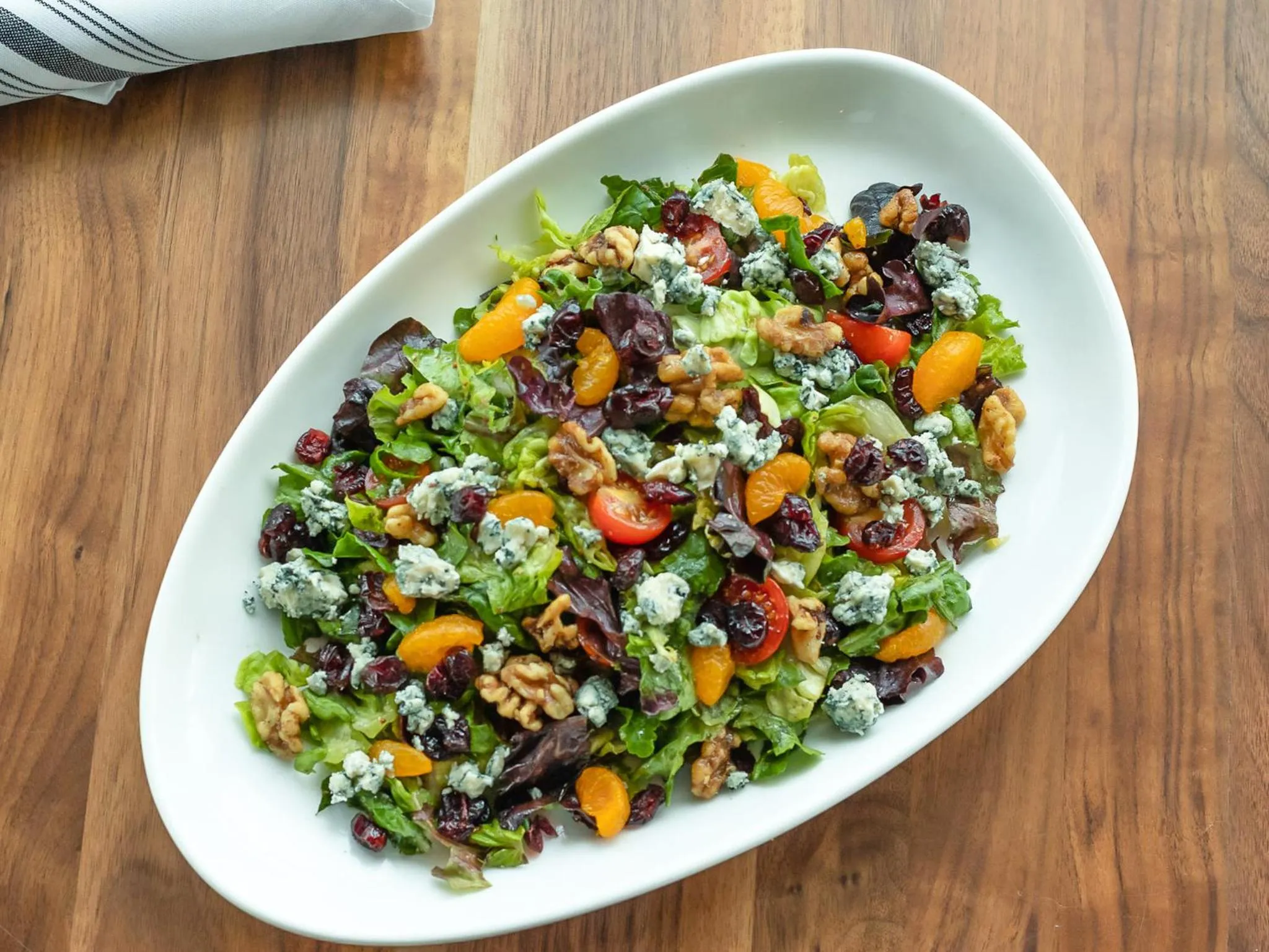 Restaurant/places to eat in The Saint Hotel