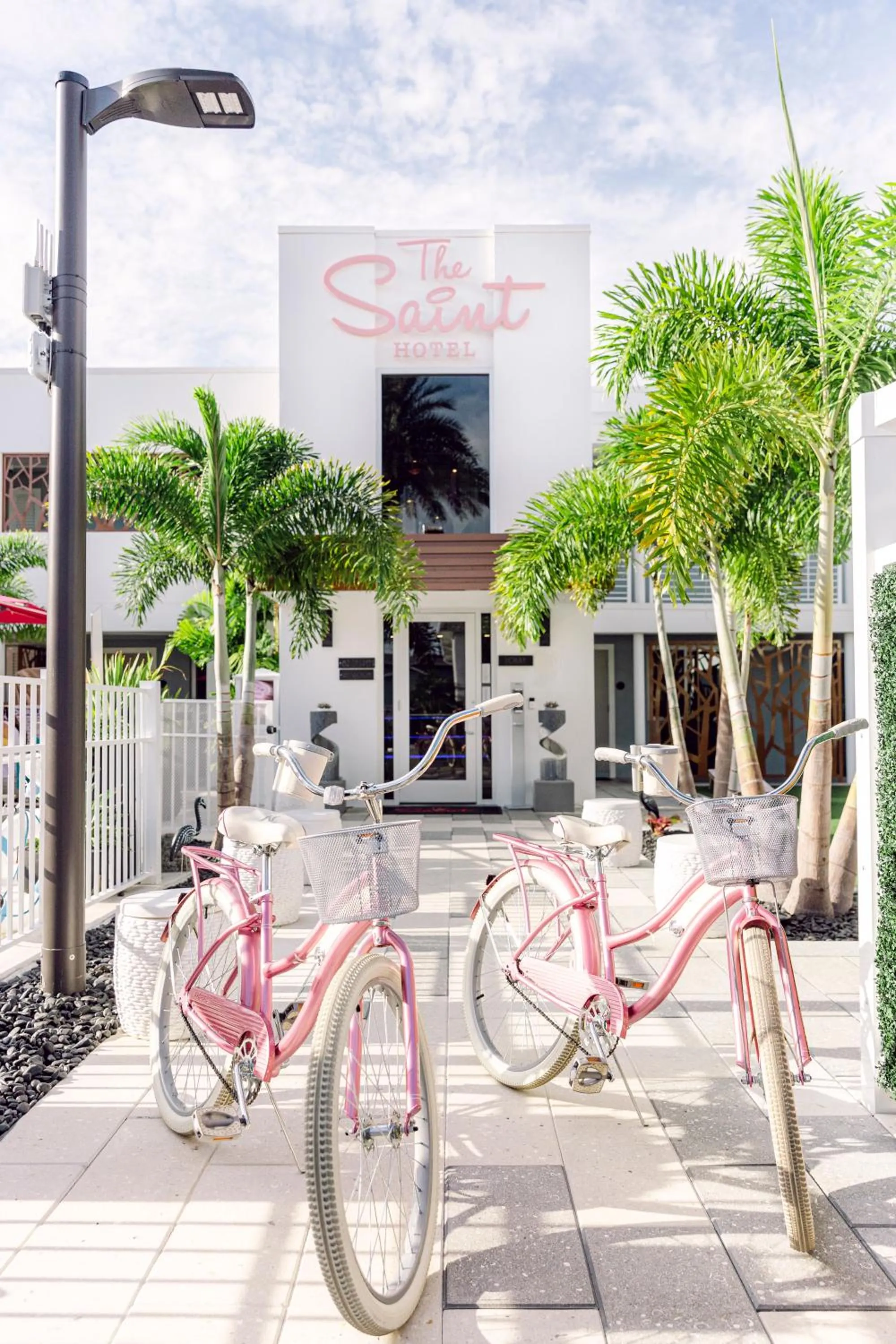 Entertainment in The Saint Hotel