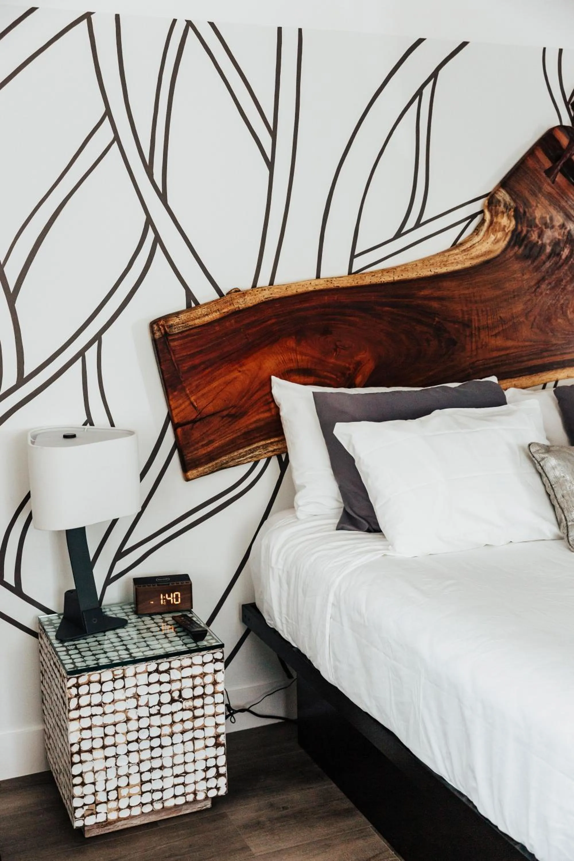 Bedroom, Bed in The Saint Hotel