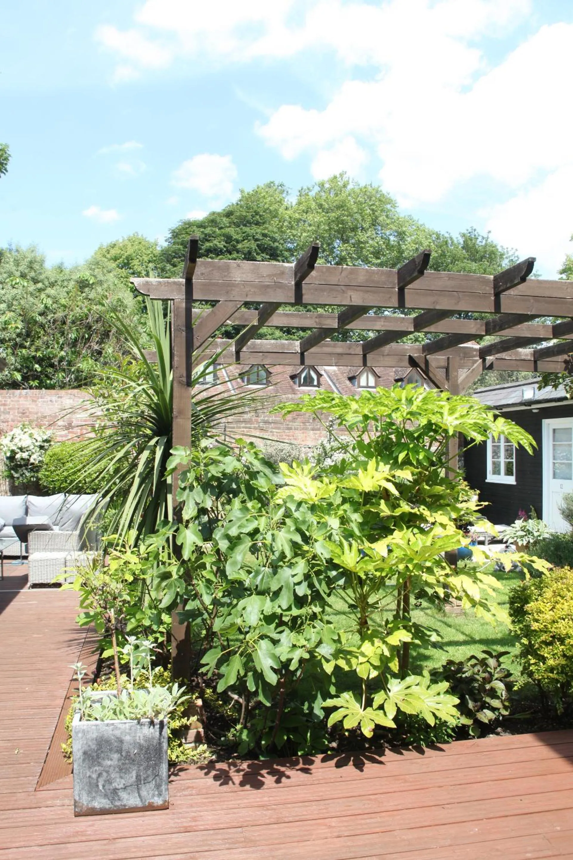 Garden in East Walls Hotel