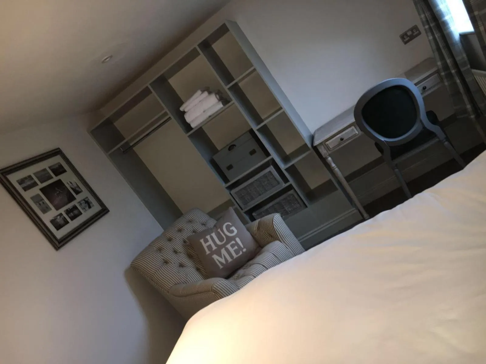 Decorative detail, Bed in The Green Man Stanford