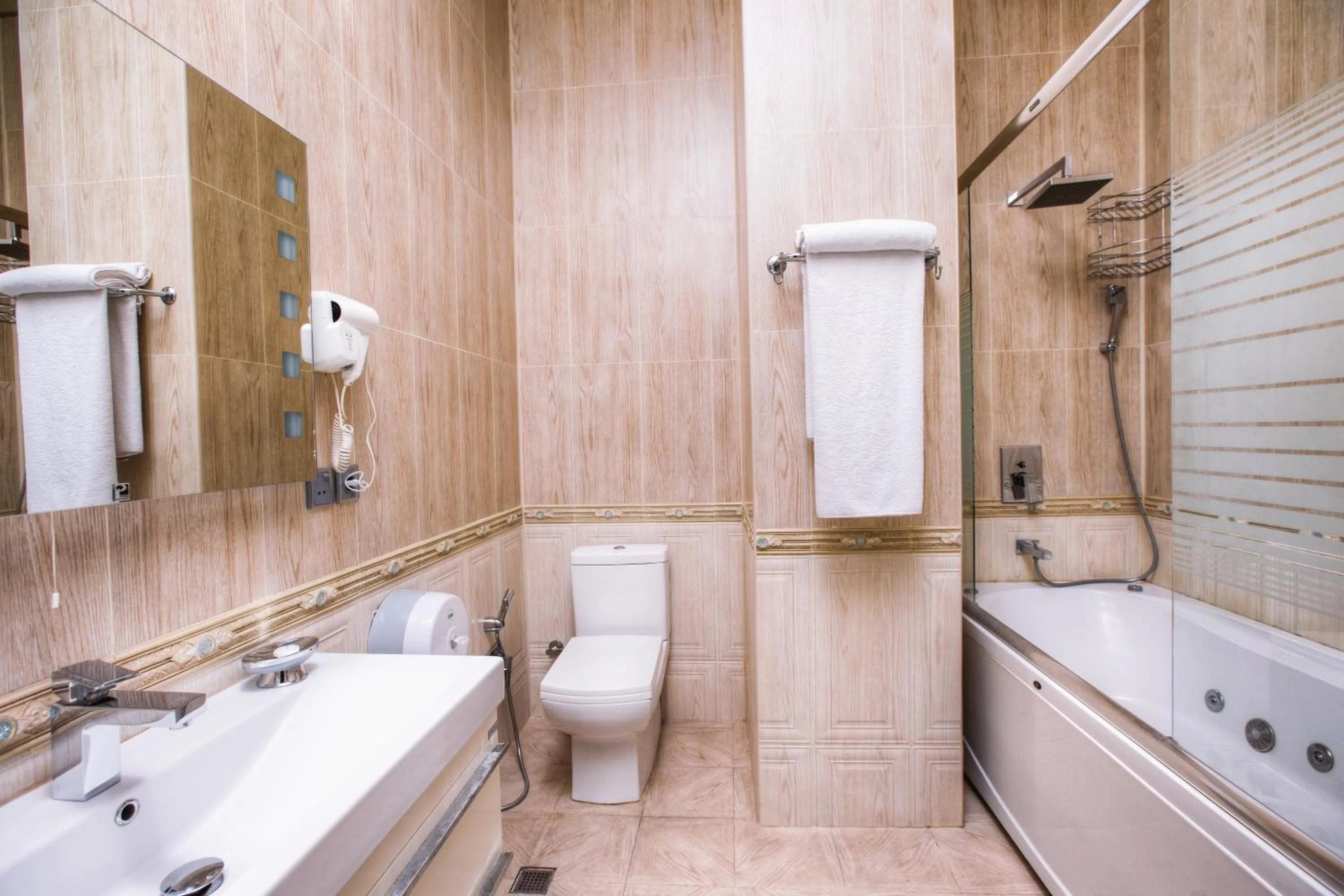 Bathroom in Admiral Hotel