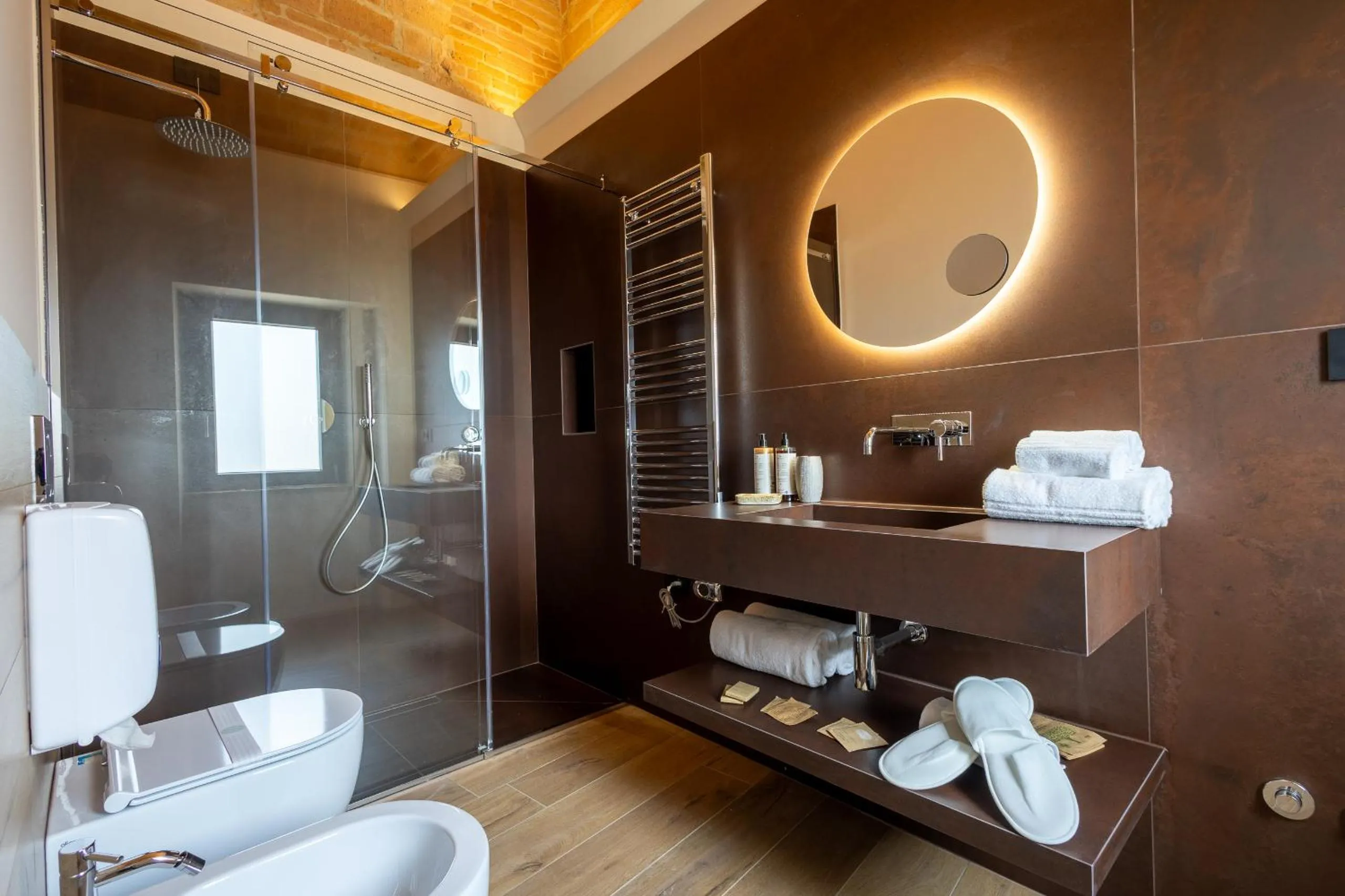 Shower in Montepagano 1137