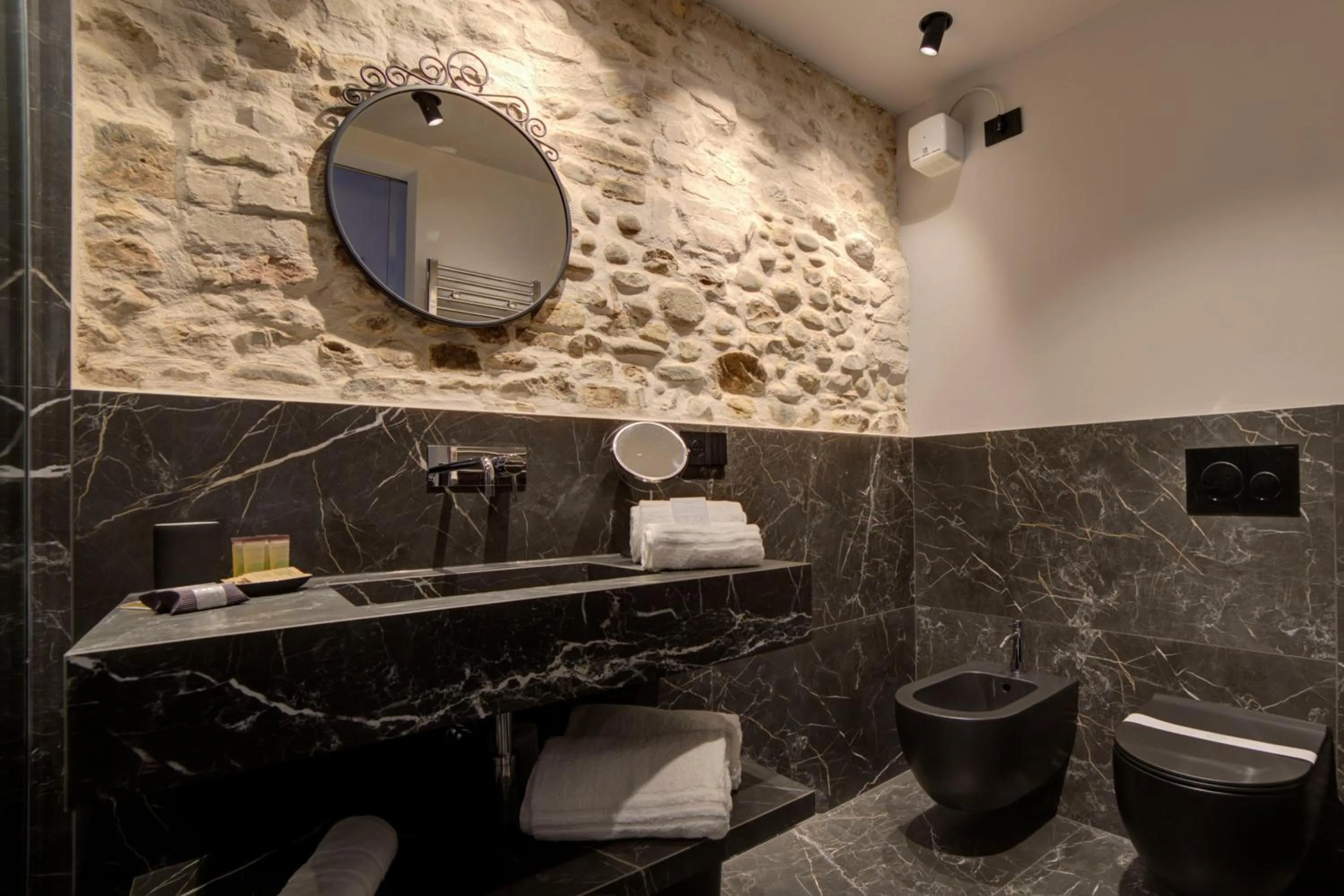 Bathroom in Montepagano 1137