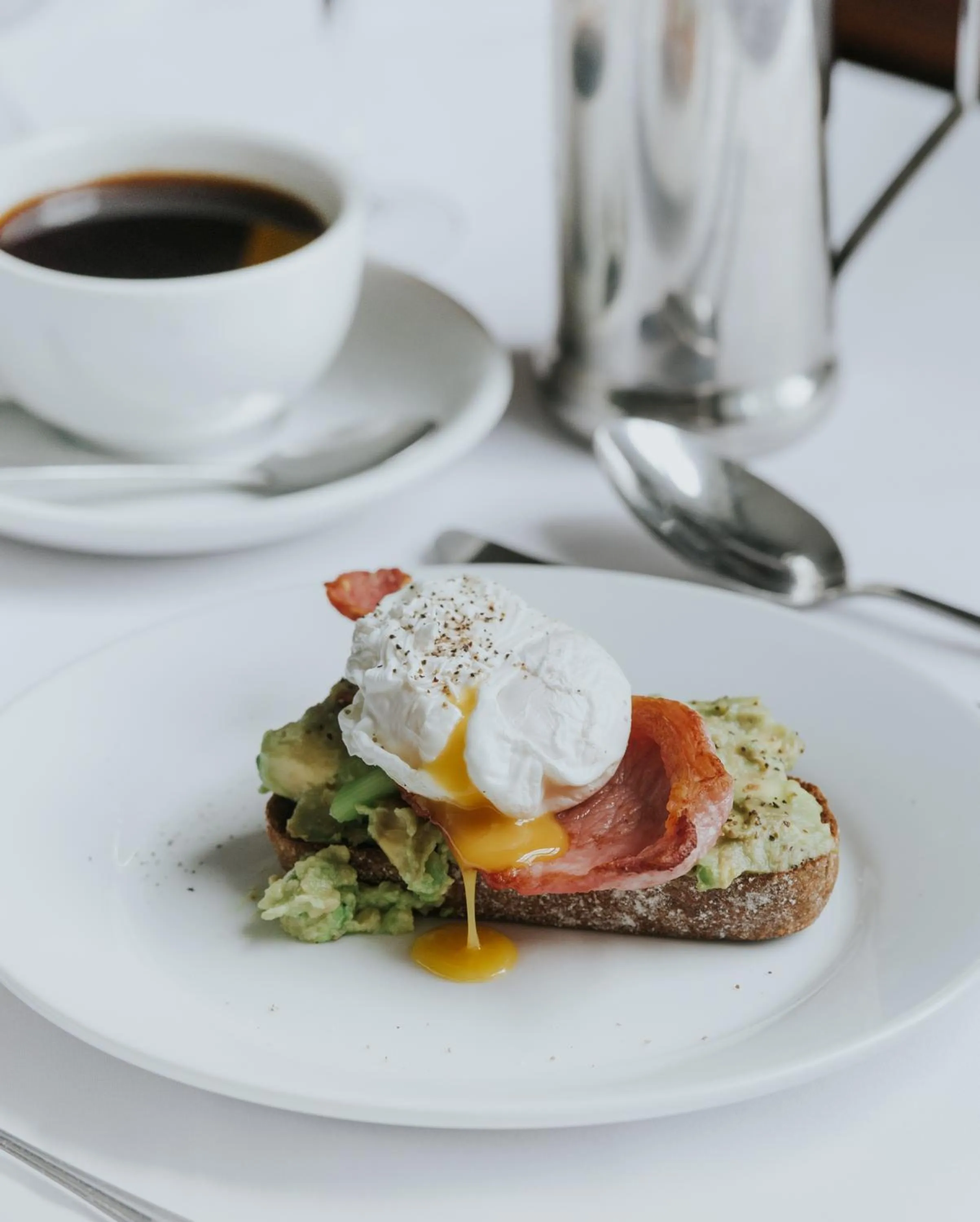 Breakfast in Healing Manor Hotel