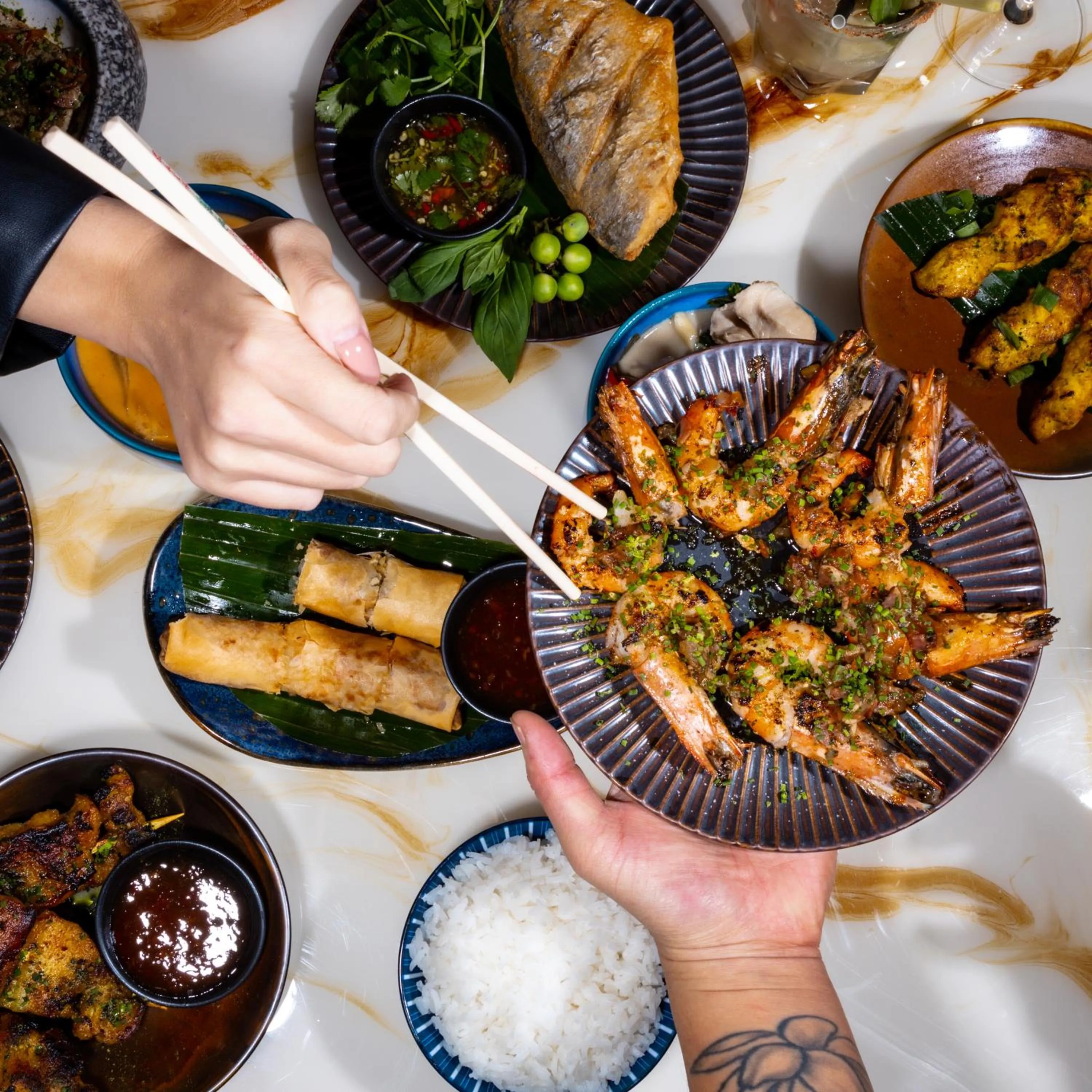 Restaurant/places to eat in FD Hotels