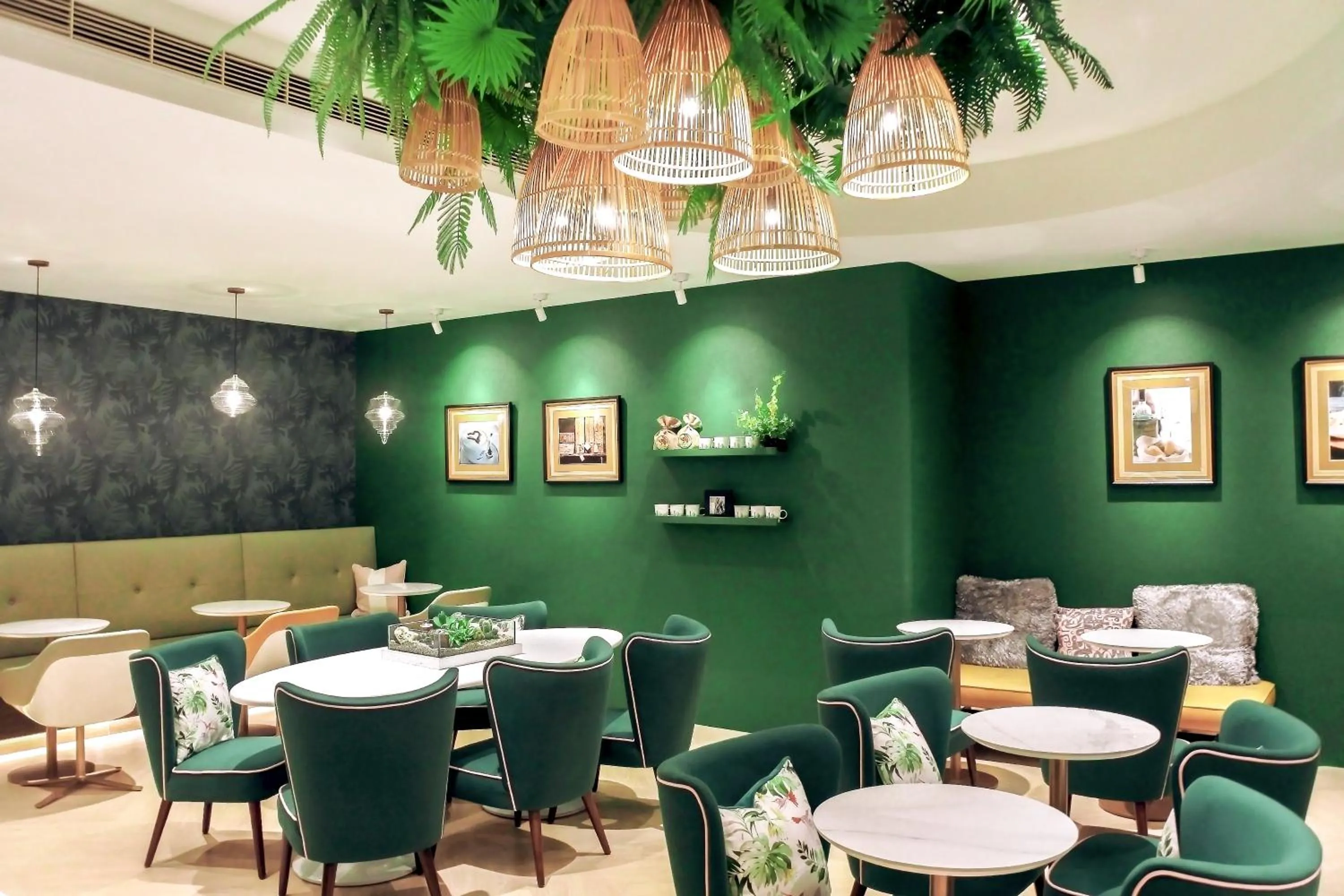 Restaurant/places to eat in Caesar Park Hotel Taipei