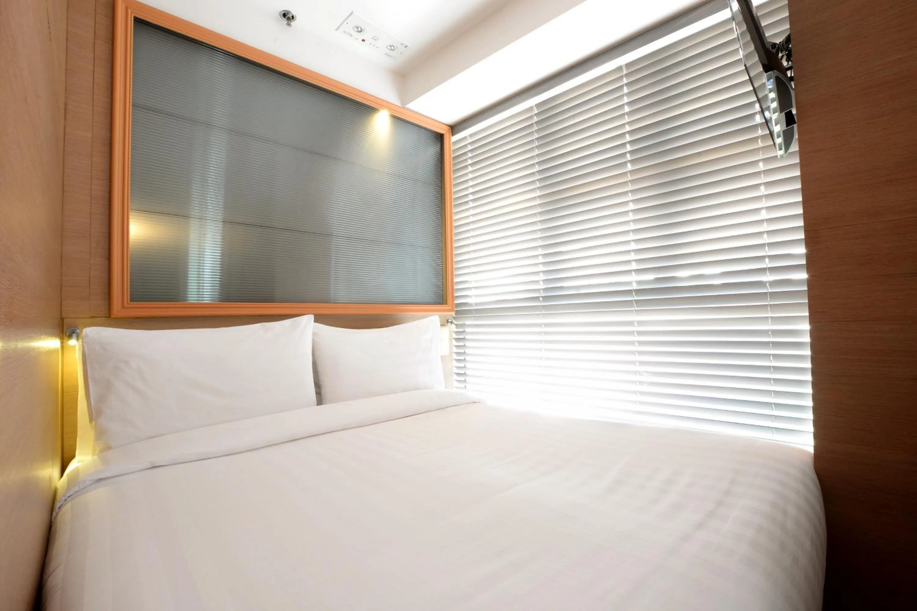 Bed in Bluejay Residences Ap Lei Chau