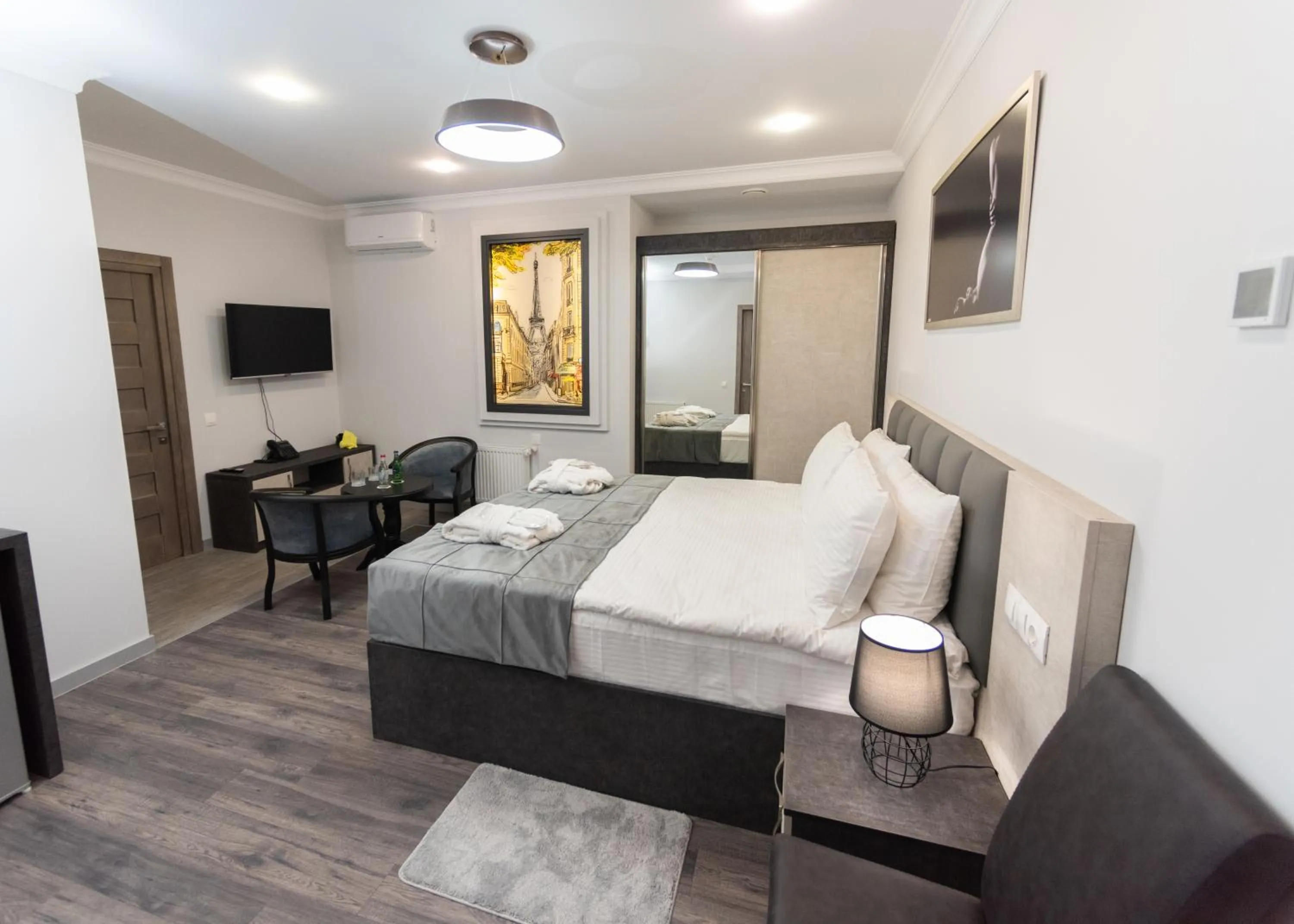 Photo of the whole room, Bed in Downtown Suites Yerevan