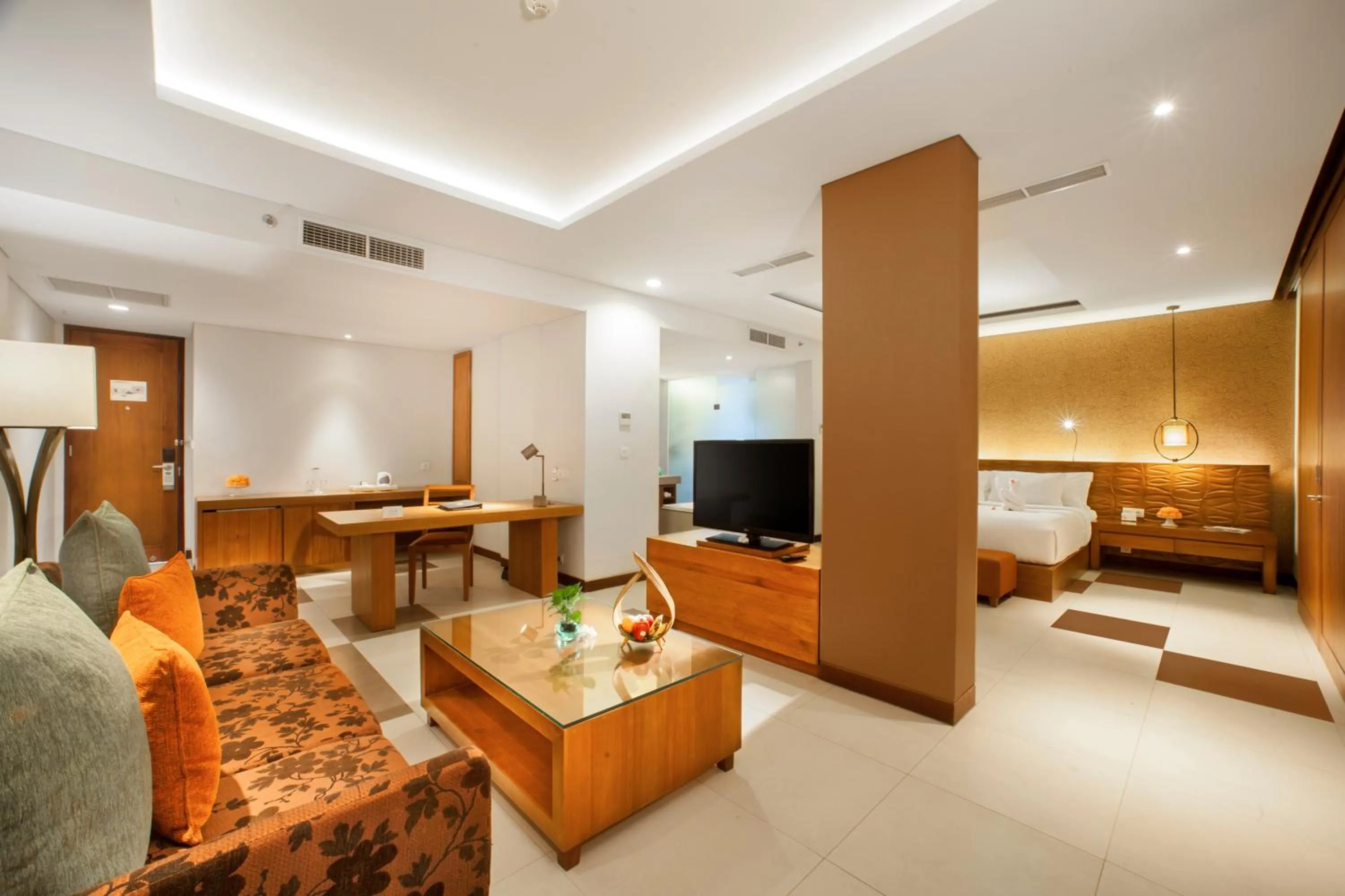 Living room in Sun Island Hotel & Spa Legian