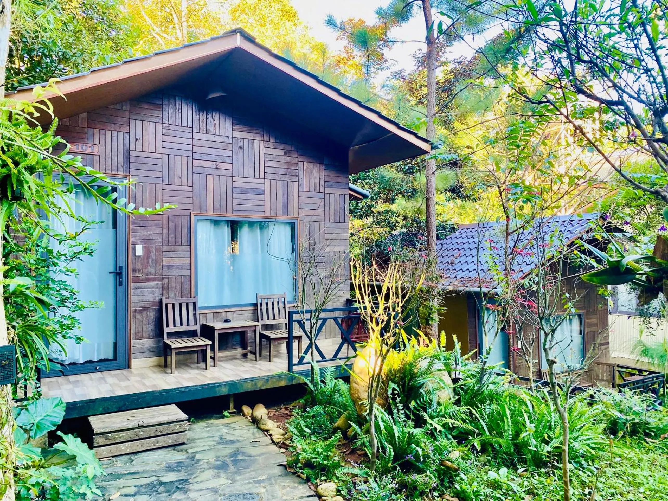 BAZAN HOME - Hotel & Bungalow