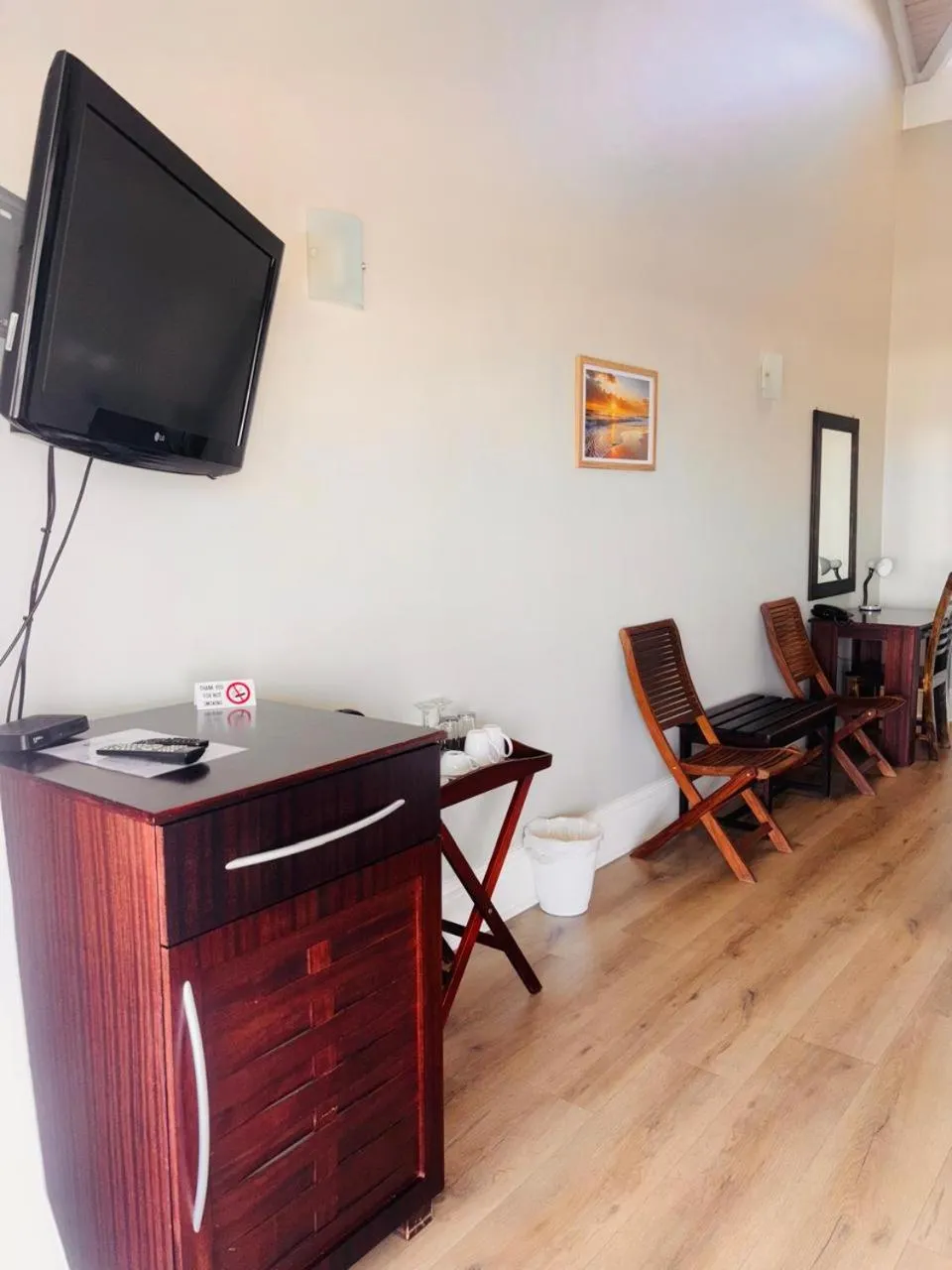 TV and multimedia in Sir Roys at the Sea