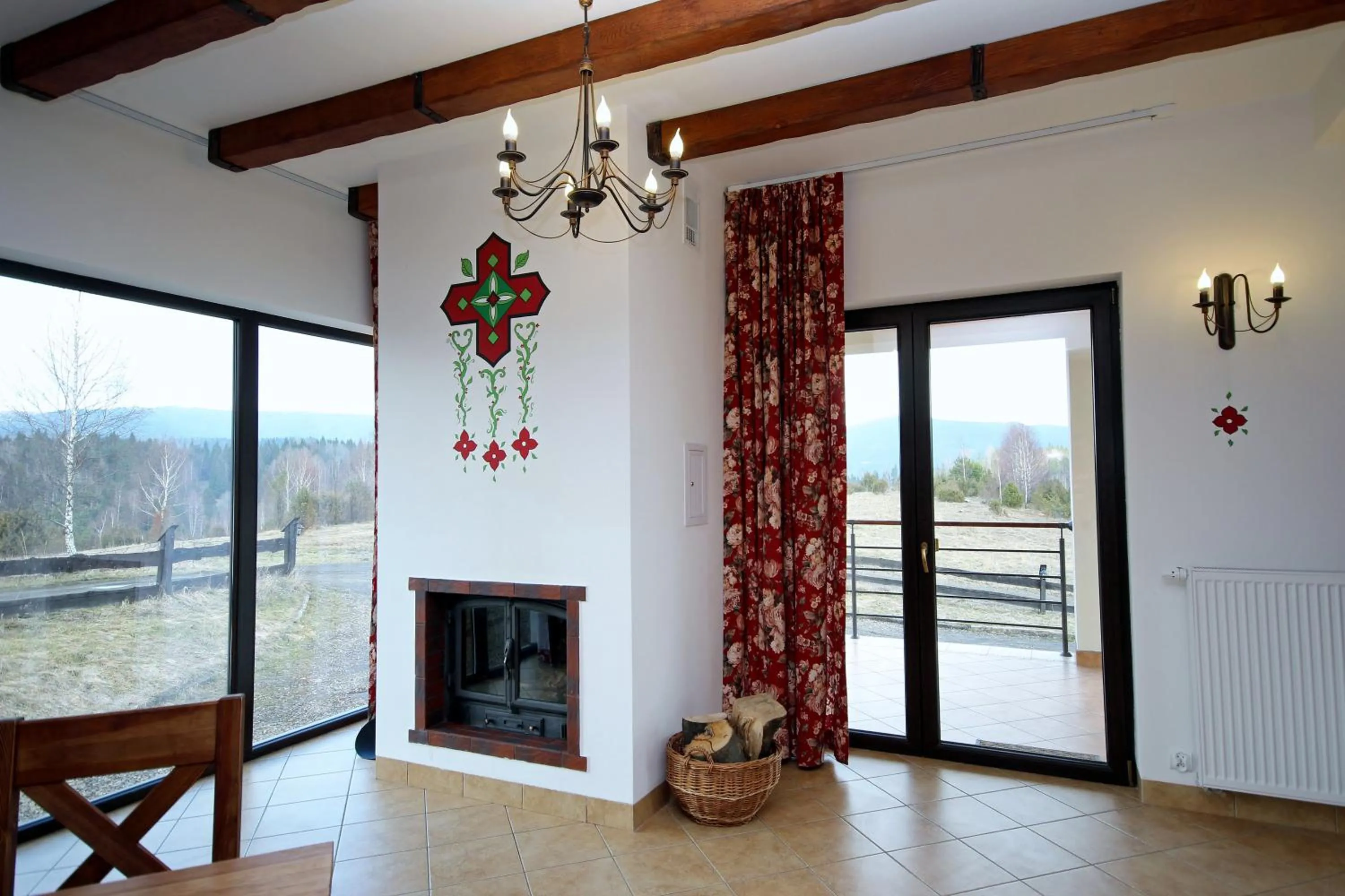 Communal lounge/ TV room in Gościniec Horb