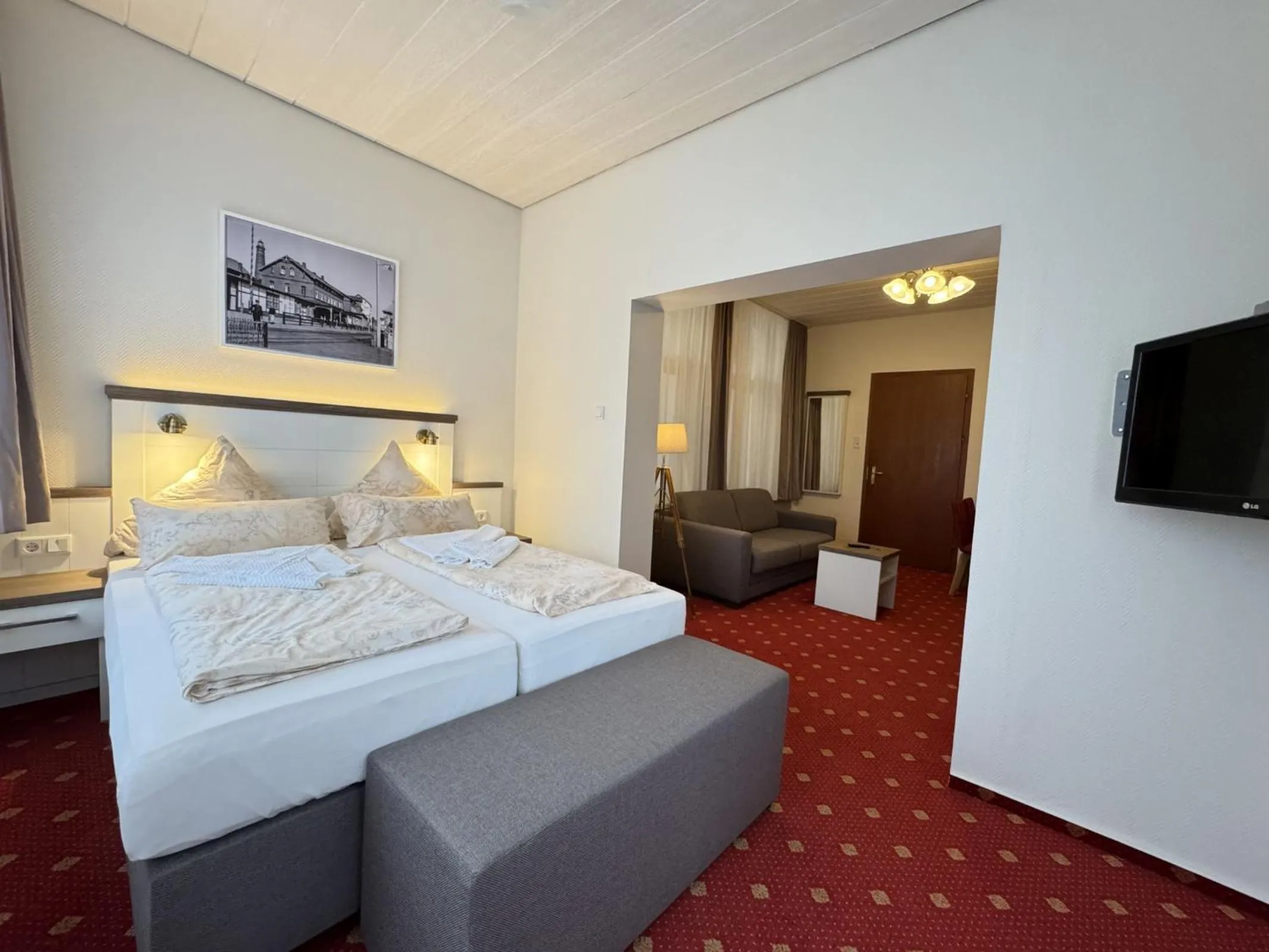 Photo of the whole room, Bed in Hotel Weisse Düne