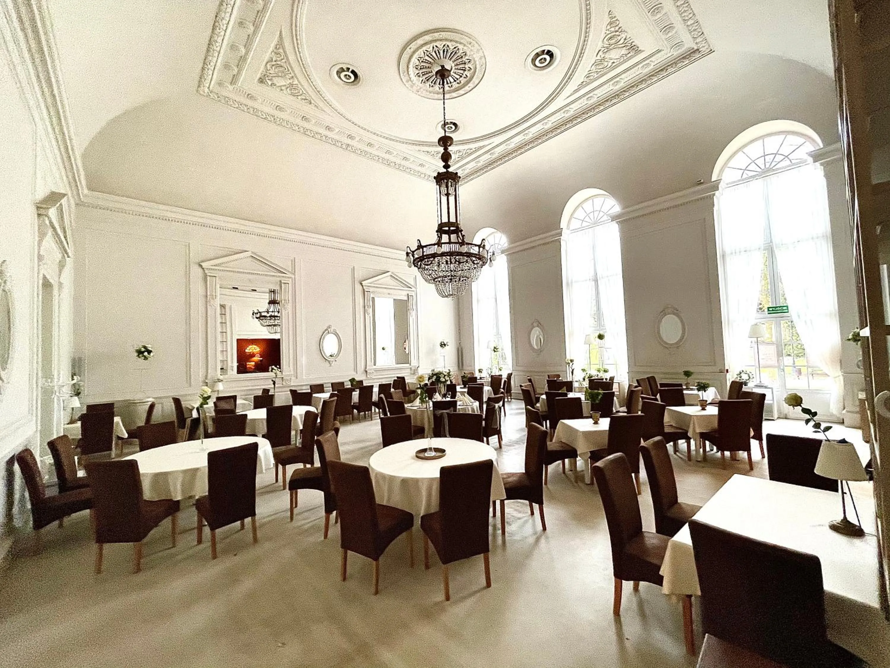 Restaurant/places to eat in REZYDENCJA BOHEMA