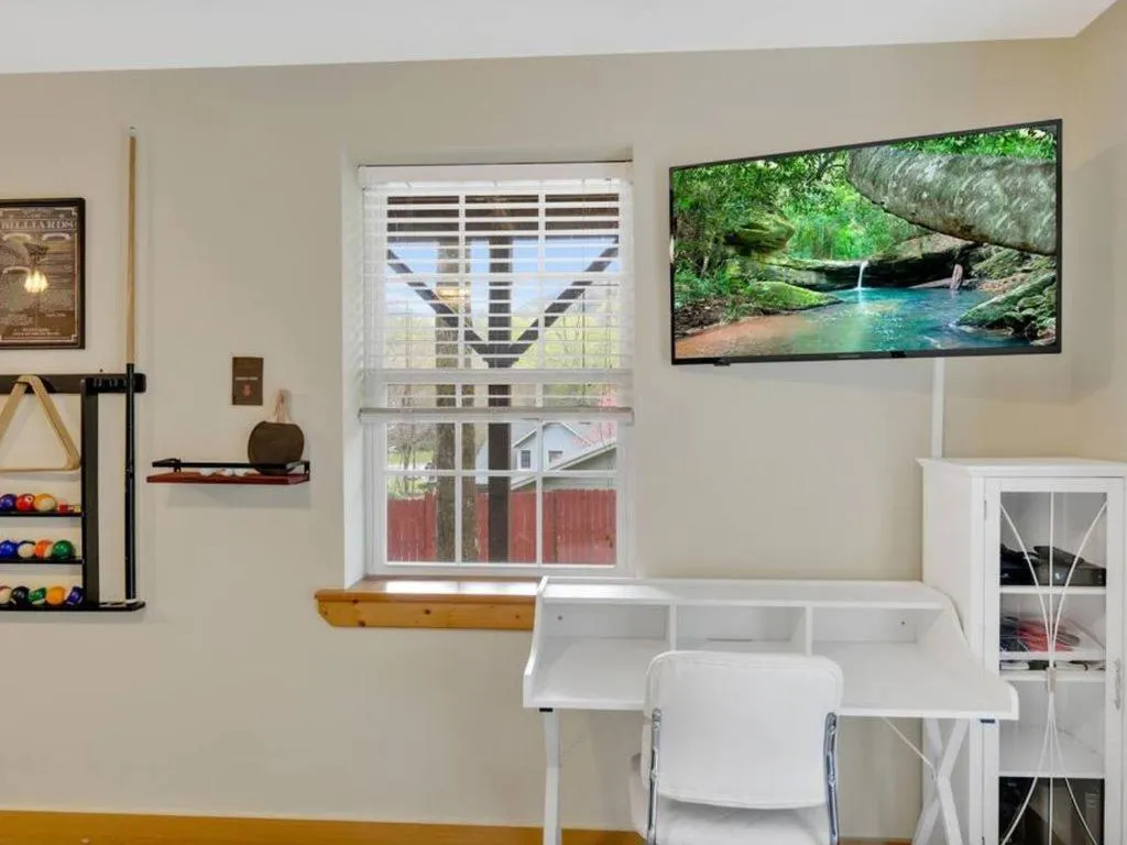 Game Room in Soco Serene Cabin in the Heart of Maggie Valley
