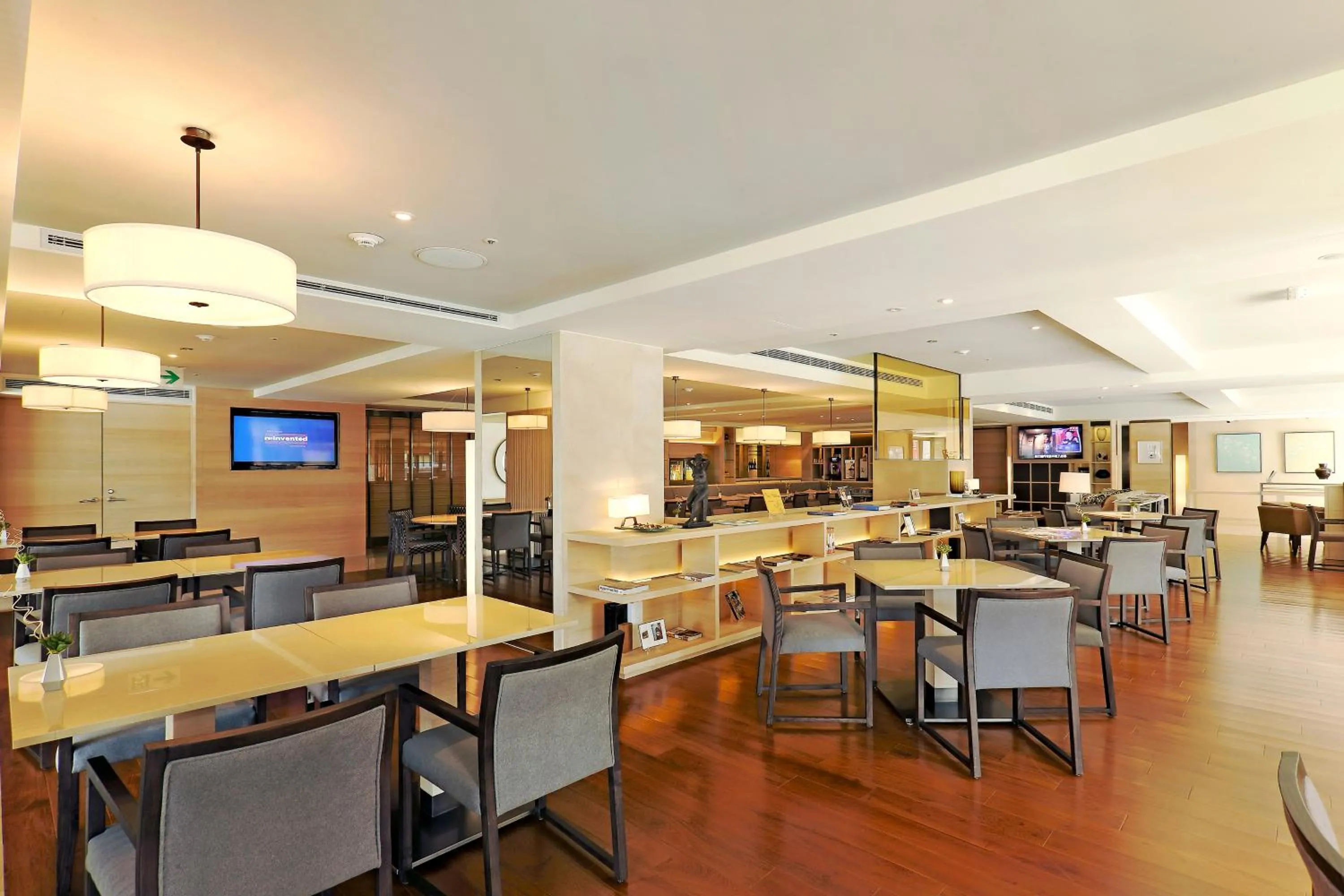 Restaurant/places to eat in Hotel COZZI Zhongxiao Taipei