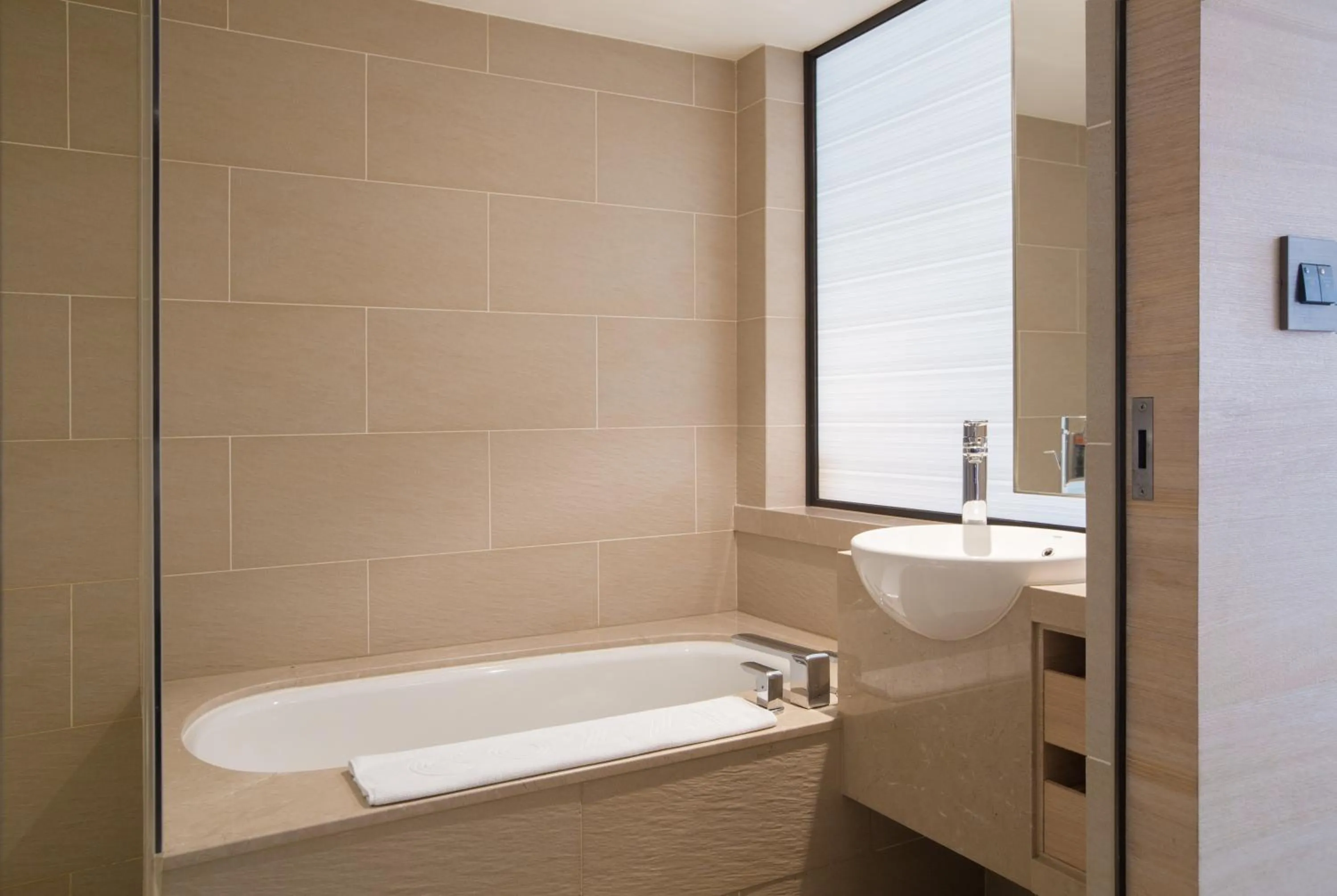 Bath in Hotel COZZI Zhongxiao Taipei