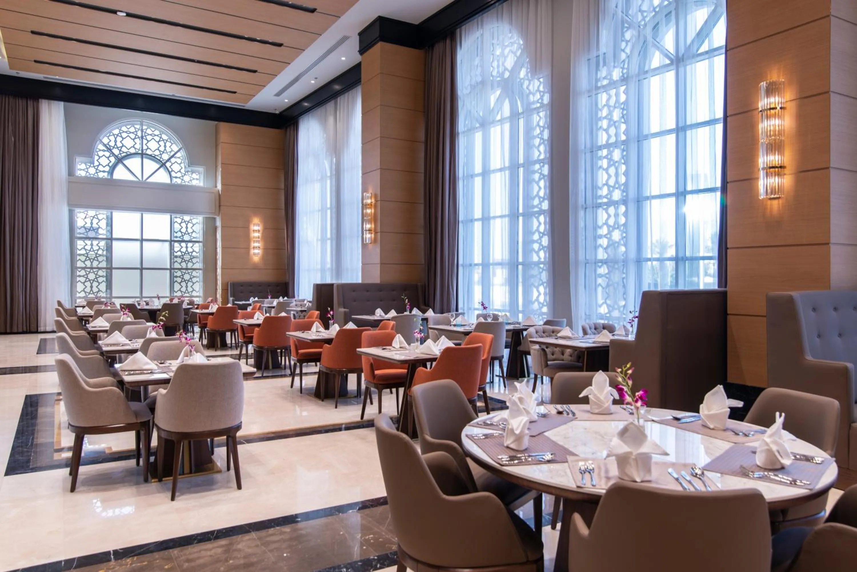 Restaurant/places to eat in Gardino Hotel & Residence