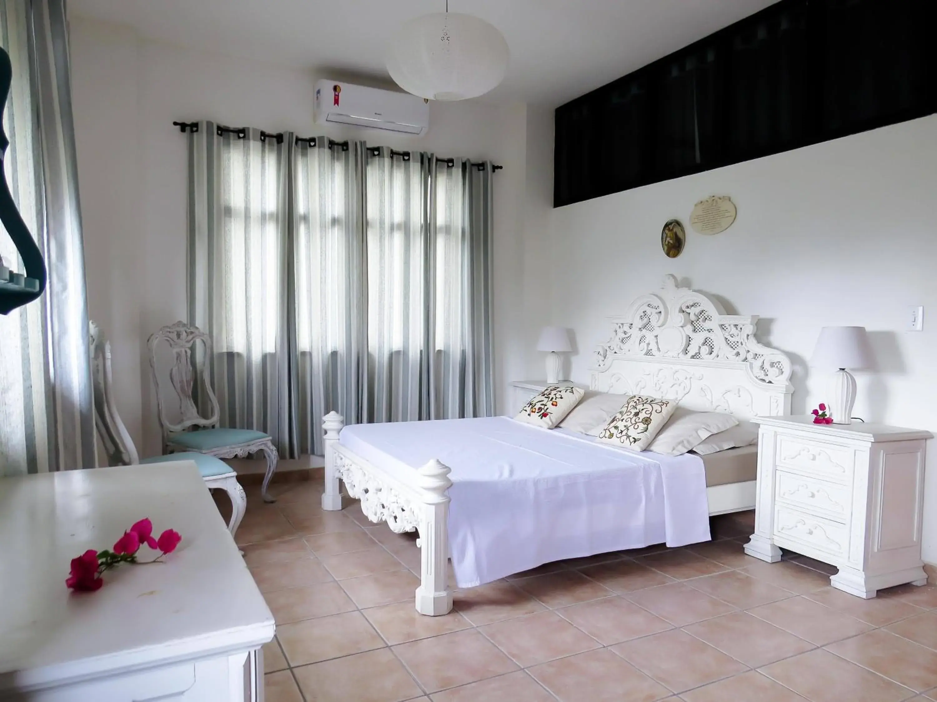 Queen Suite - single occupancy in Hotel Casa Dos Frades Queen Suite - single occupancy in Hotel Casa Dos Frades