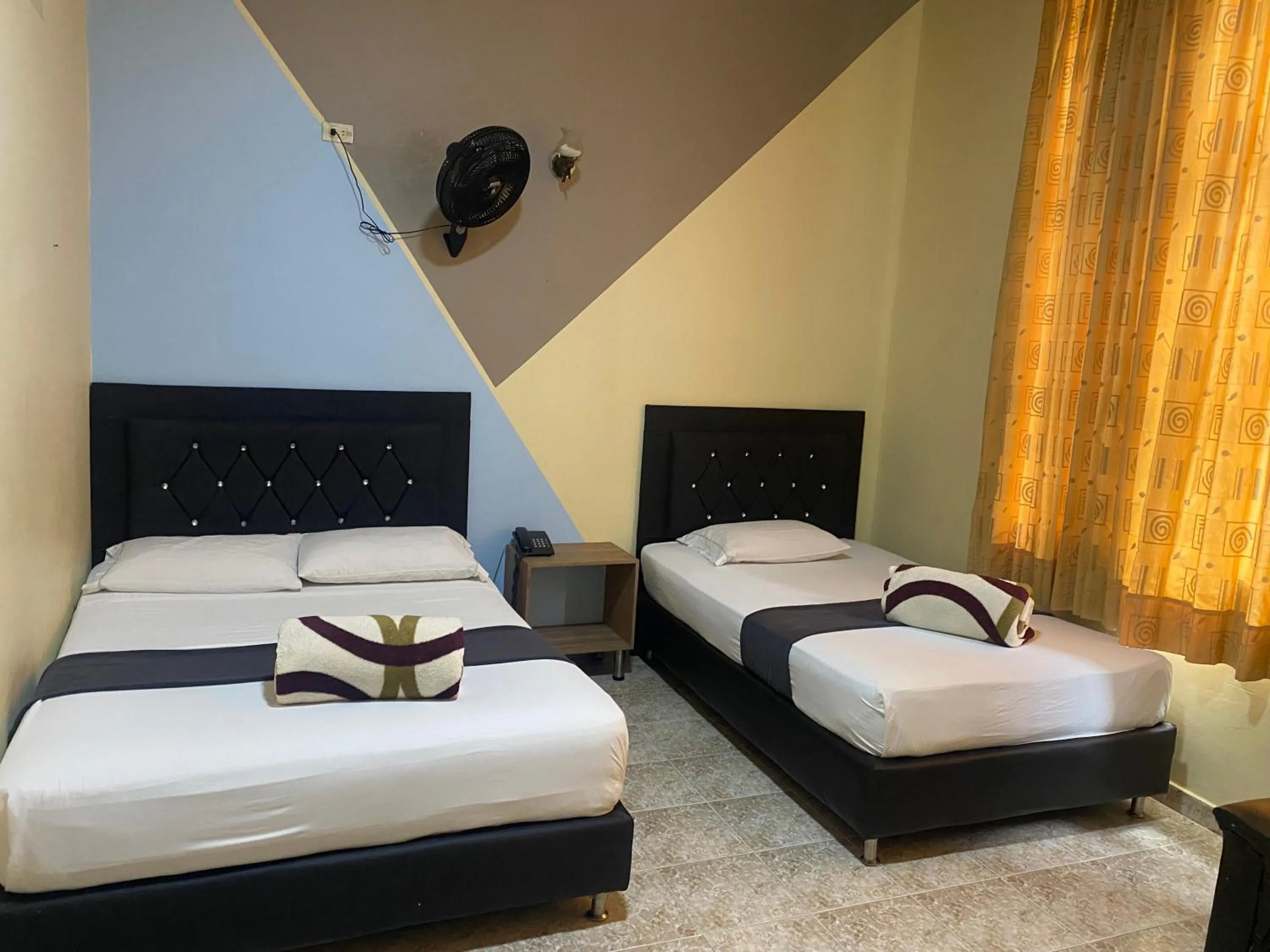 HOTEL CALLE REAL SUITE