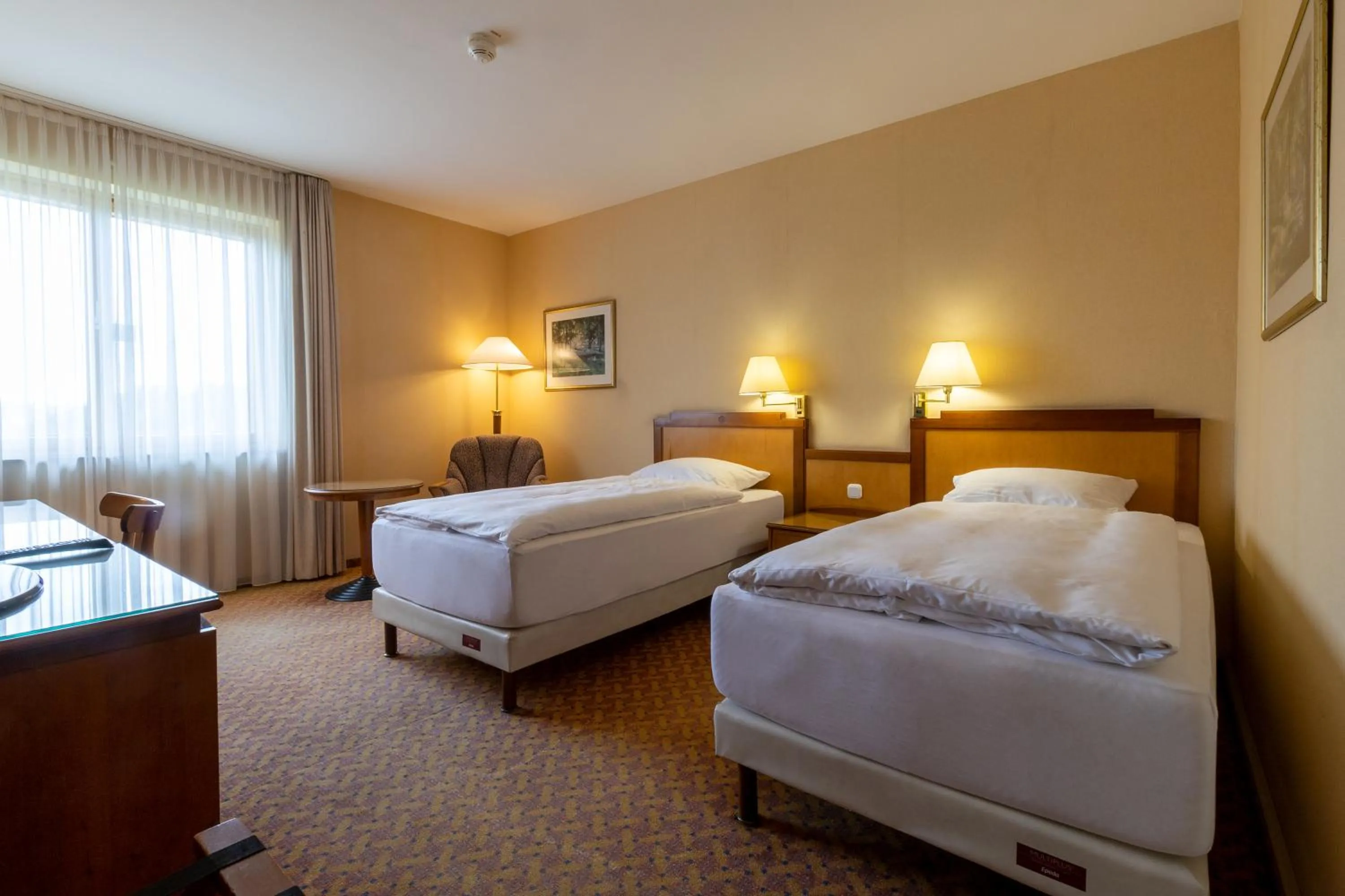 Photo of the whole room, Bed in Mercure Hotel Gera City