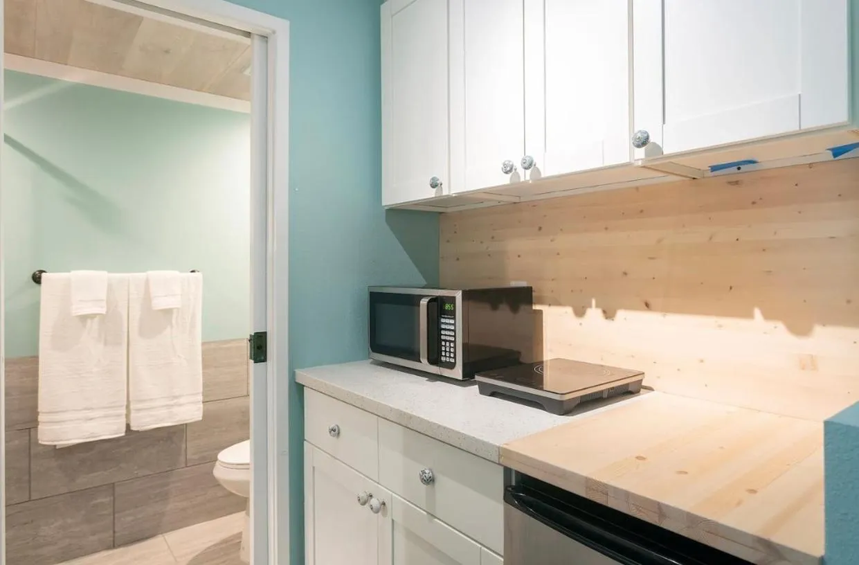 Hale Moana, Unit #110 Kona Islander Inn