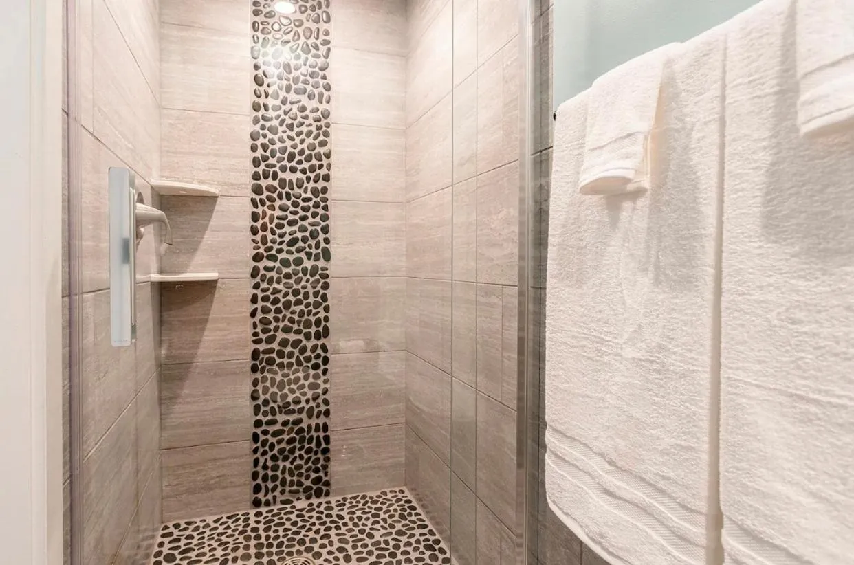 Hale Moana, Unit #110 Kona Islander Inn