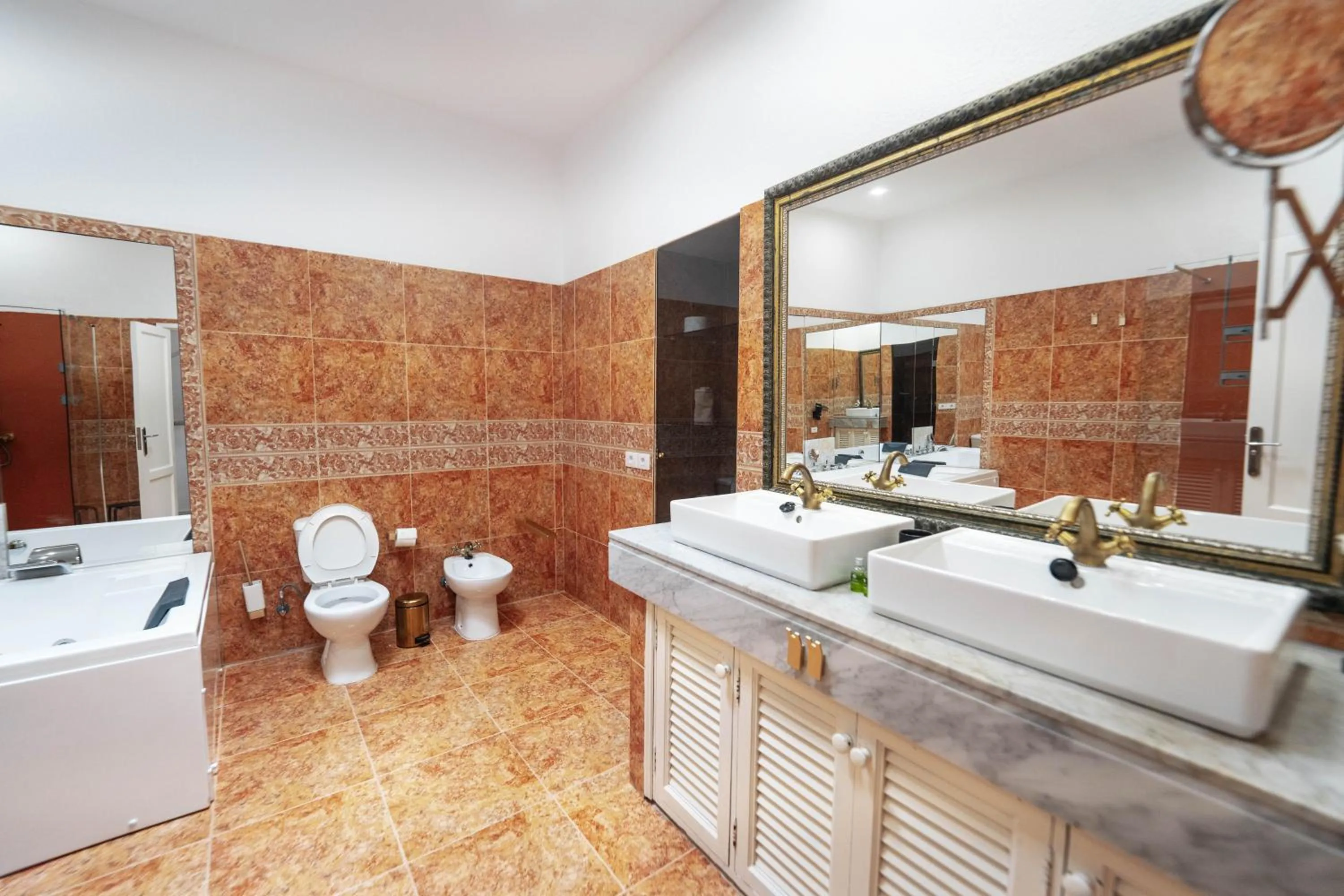 Toilet in HOTELITO RURAL GA7COLORES only adult