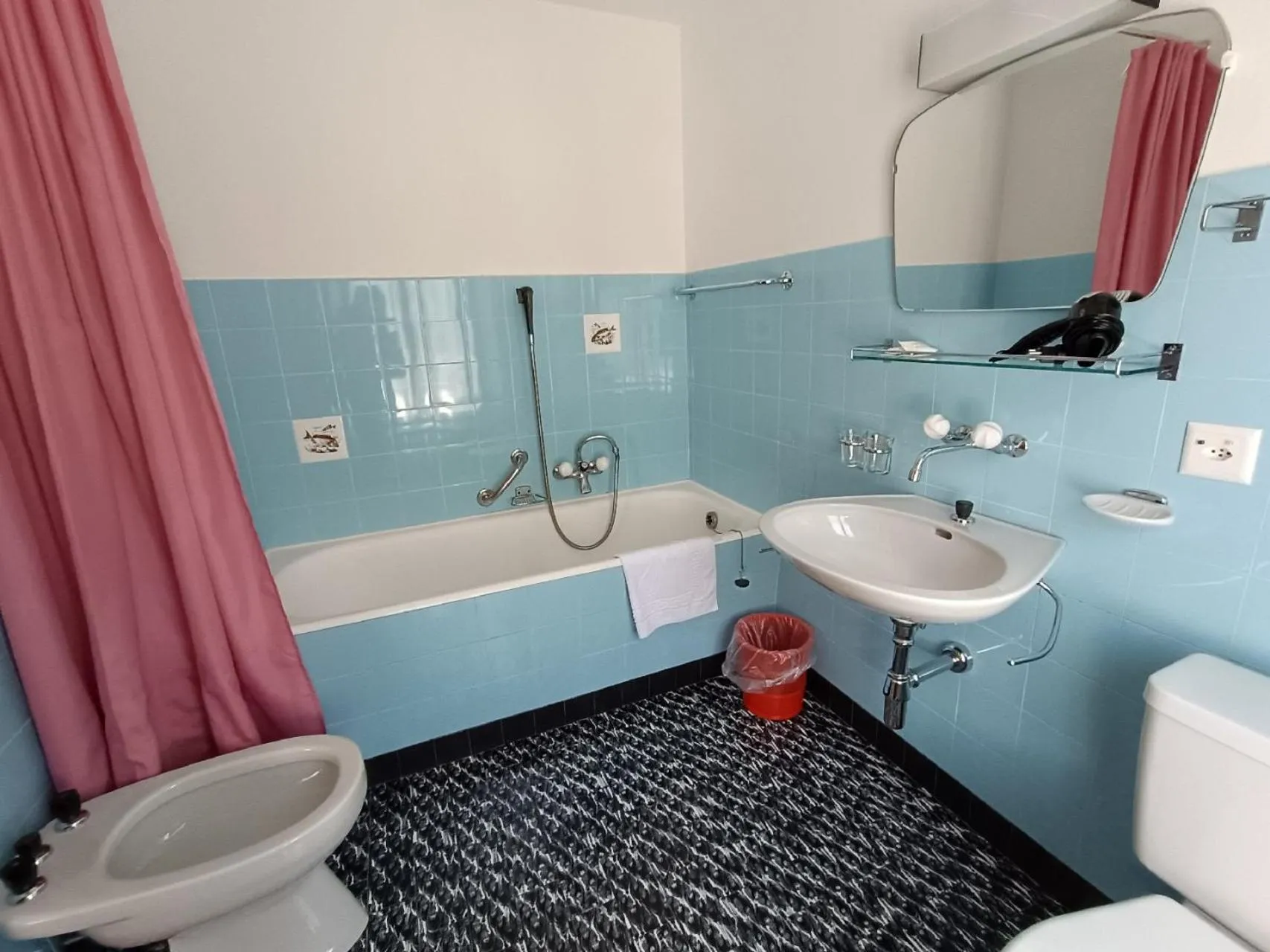 Hotel Des Alpes - Restaurant & Pizzeria