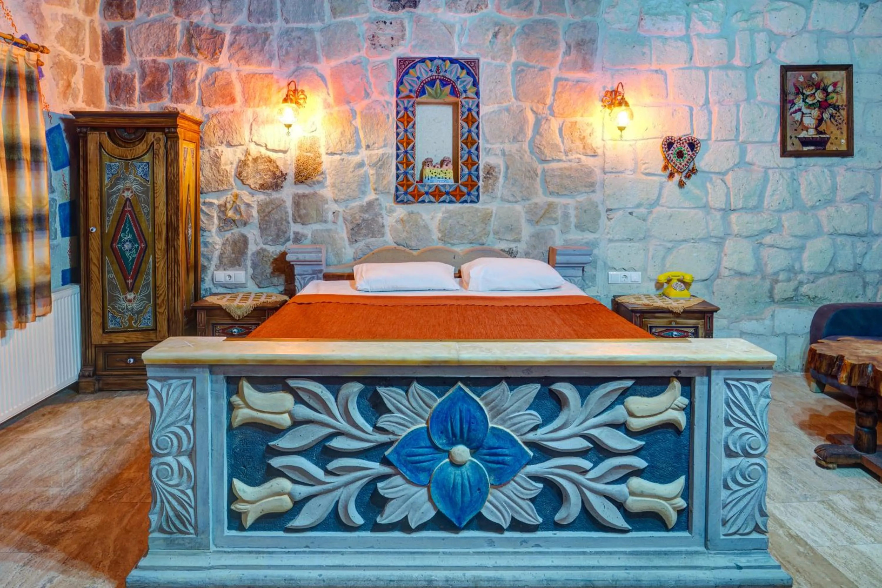 Bed in Nova Cave Hotel