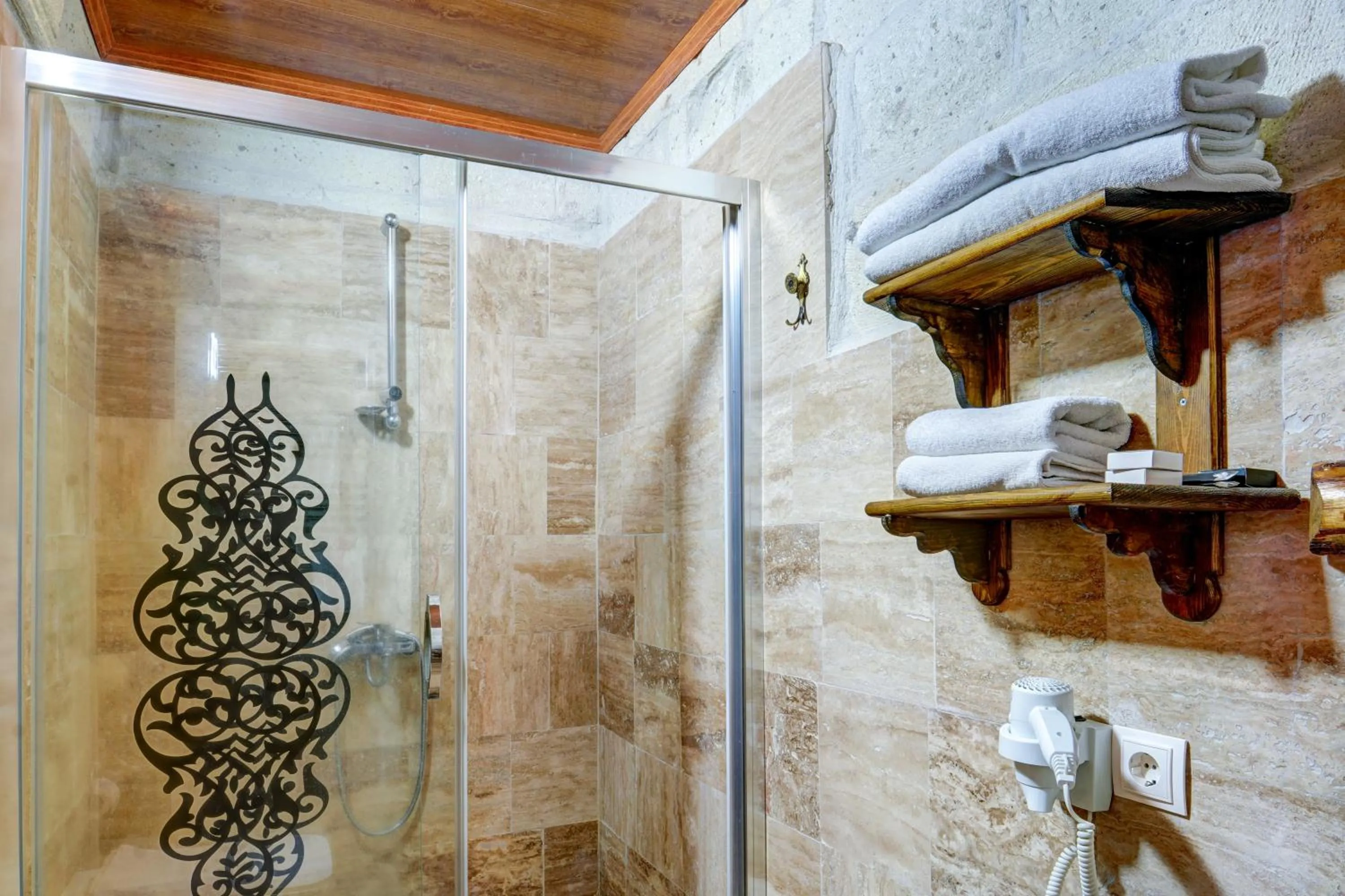 Bathroom in Nova Cave Hotel