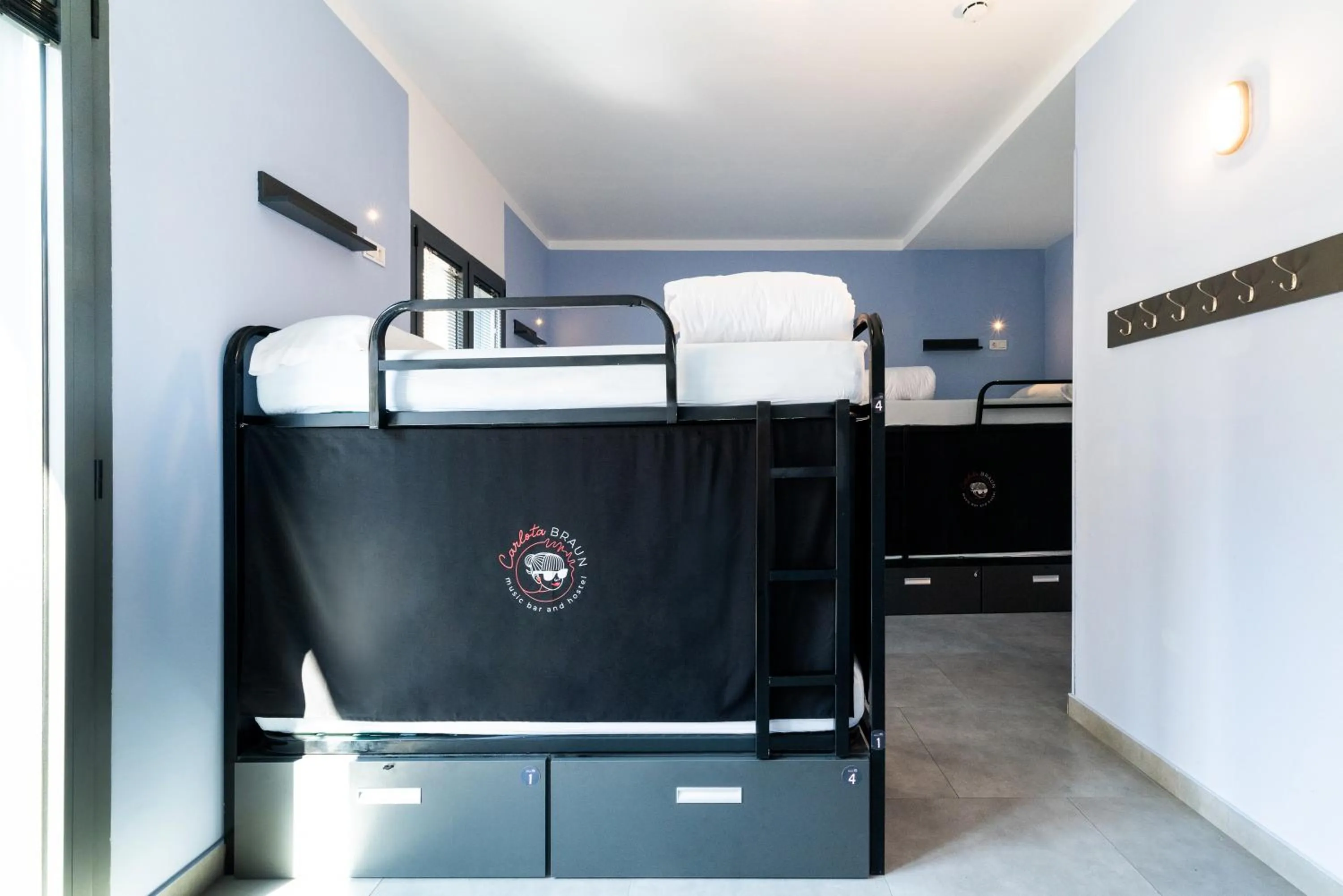 Hostel Carlota Braun