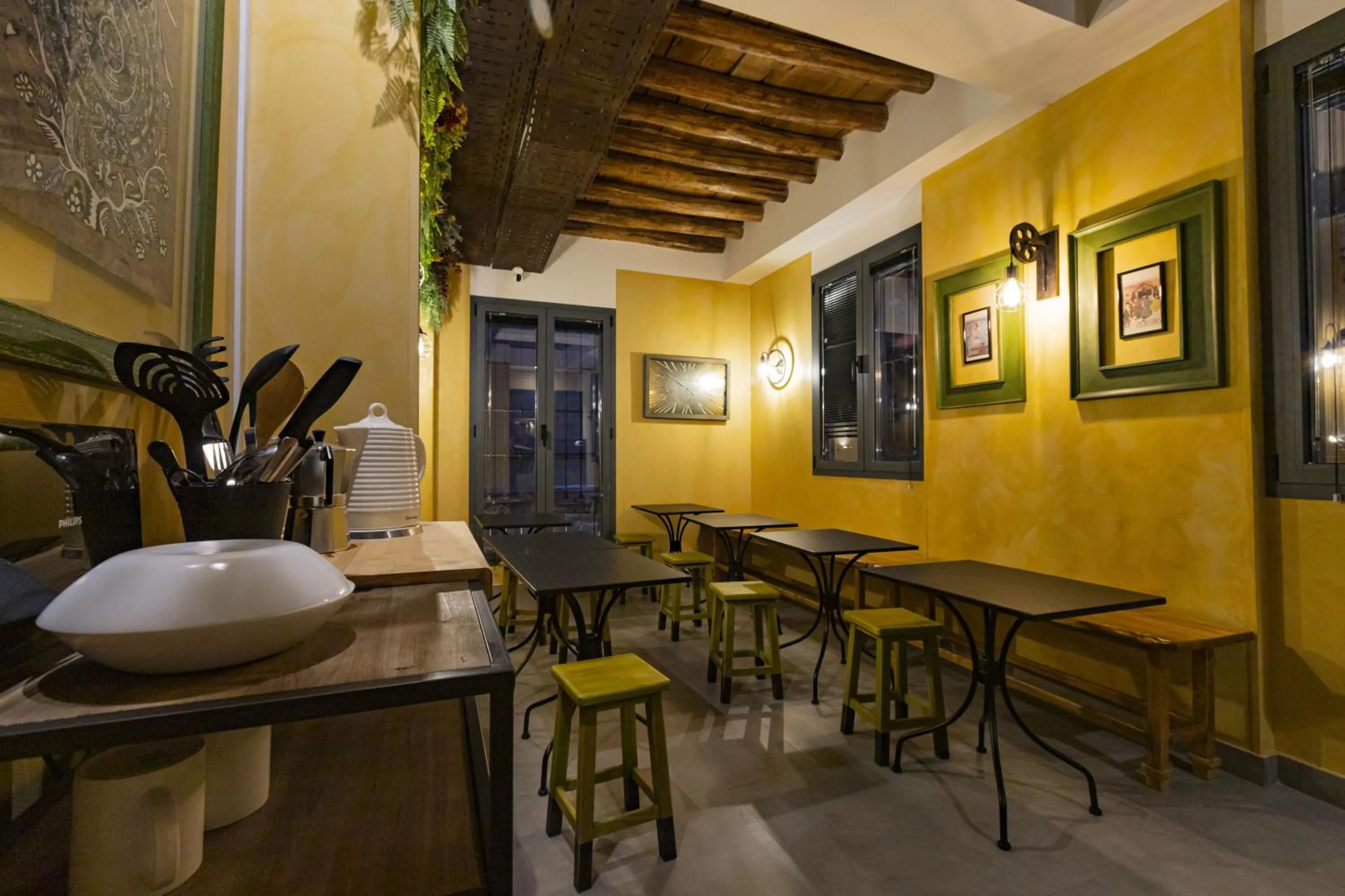 Communal kitchen in Hostel Carlota Braun