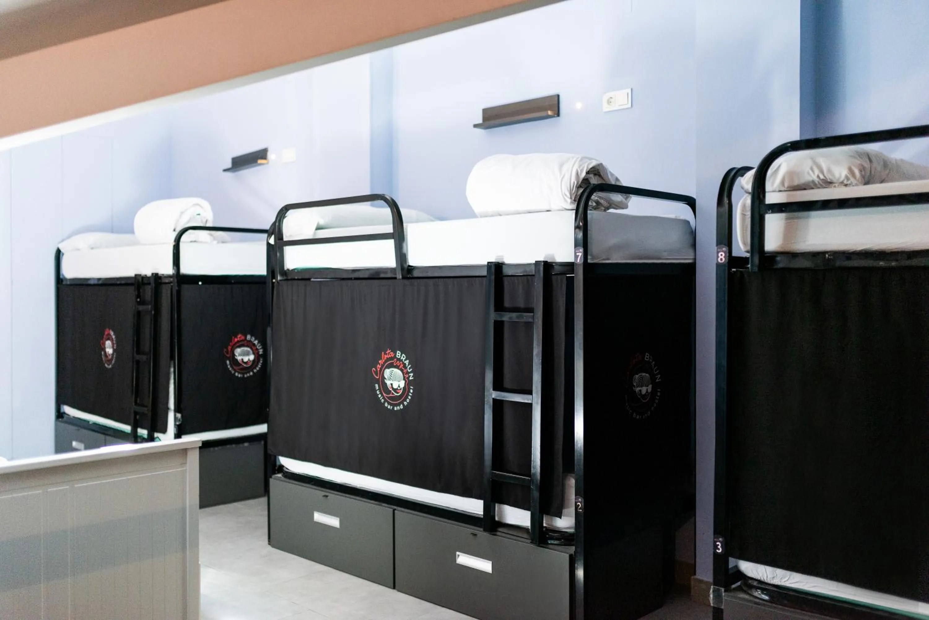 Hostel Carlota Braun