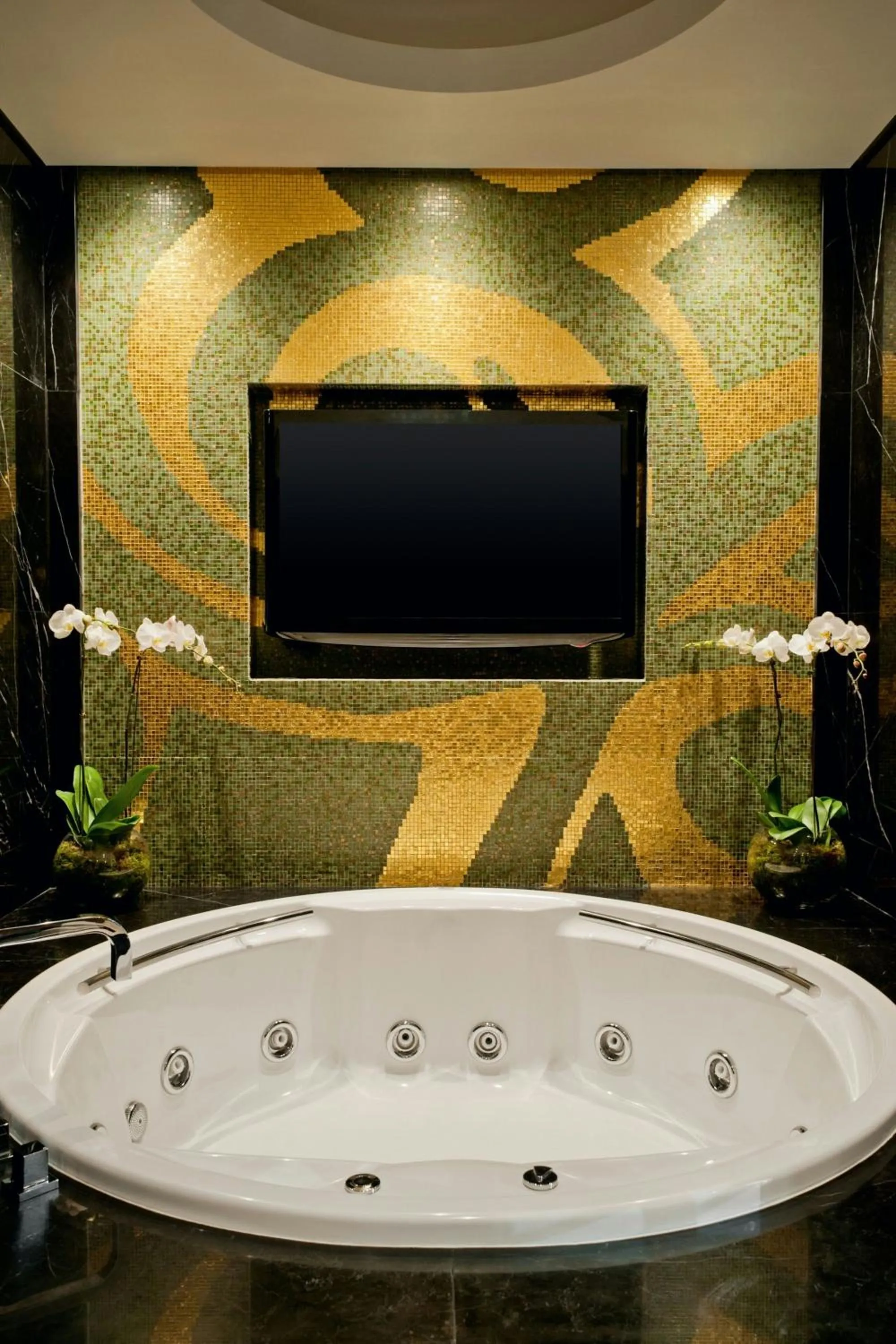 Photo of the whole room in Grosvenor House, a Luxury Collection Hotel, Dubai