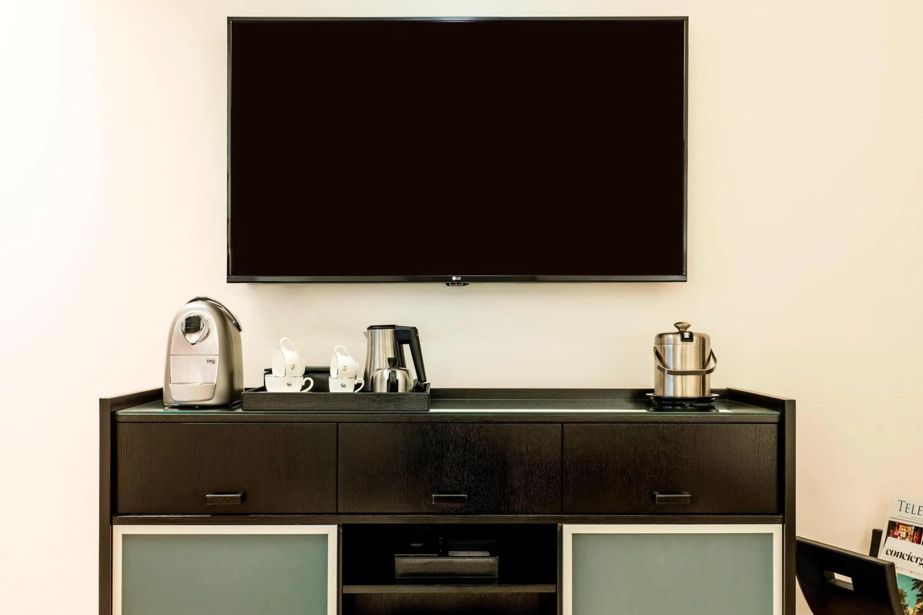 Photo of the whole room in Grosvenor House, a Luxury Collection Hotel, Dubai