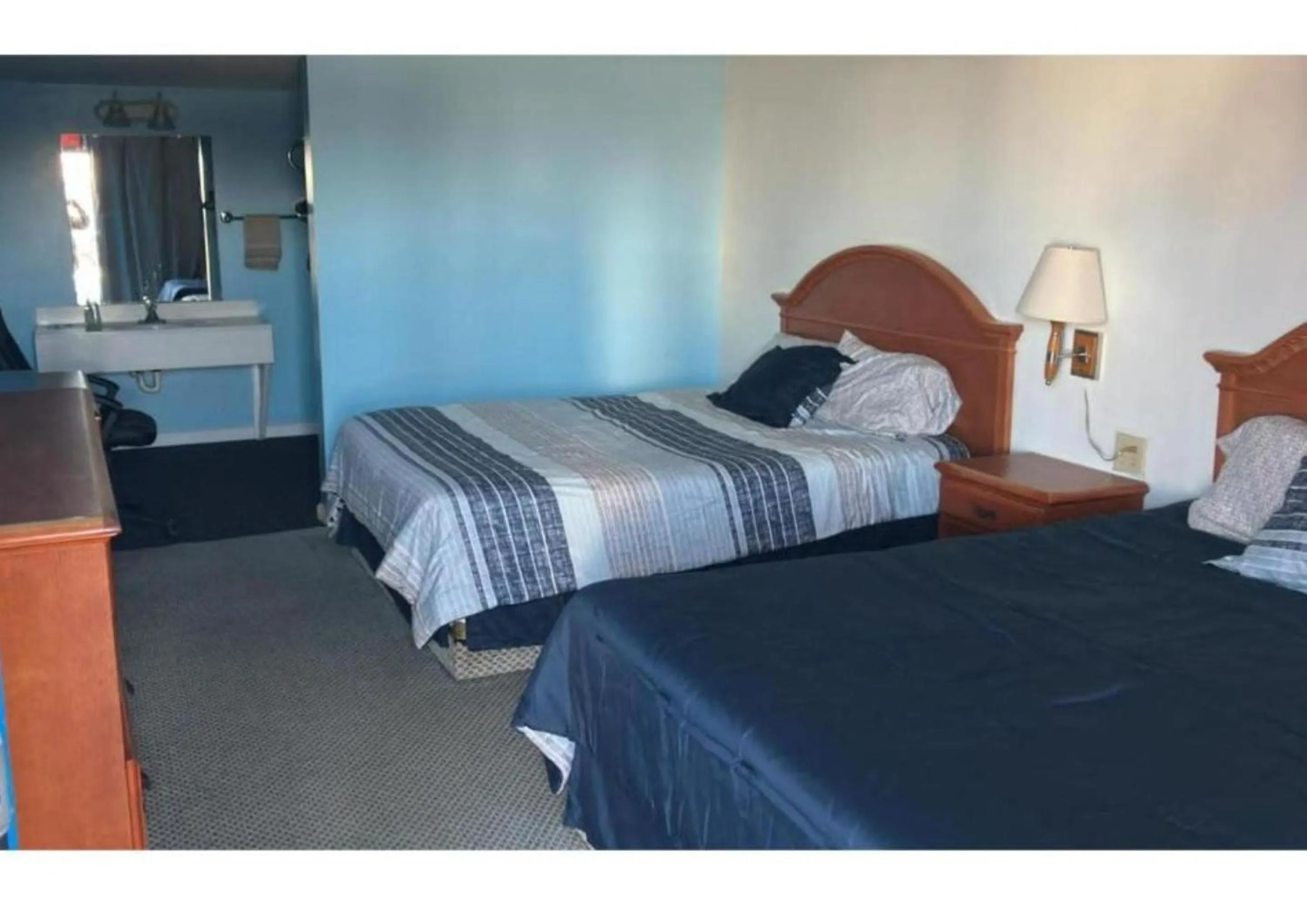 Bedroom in Sky Palace Inn By OYO Anthony KS