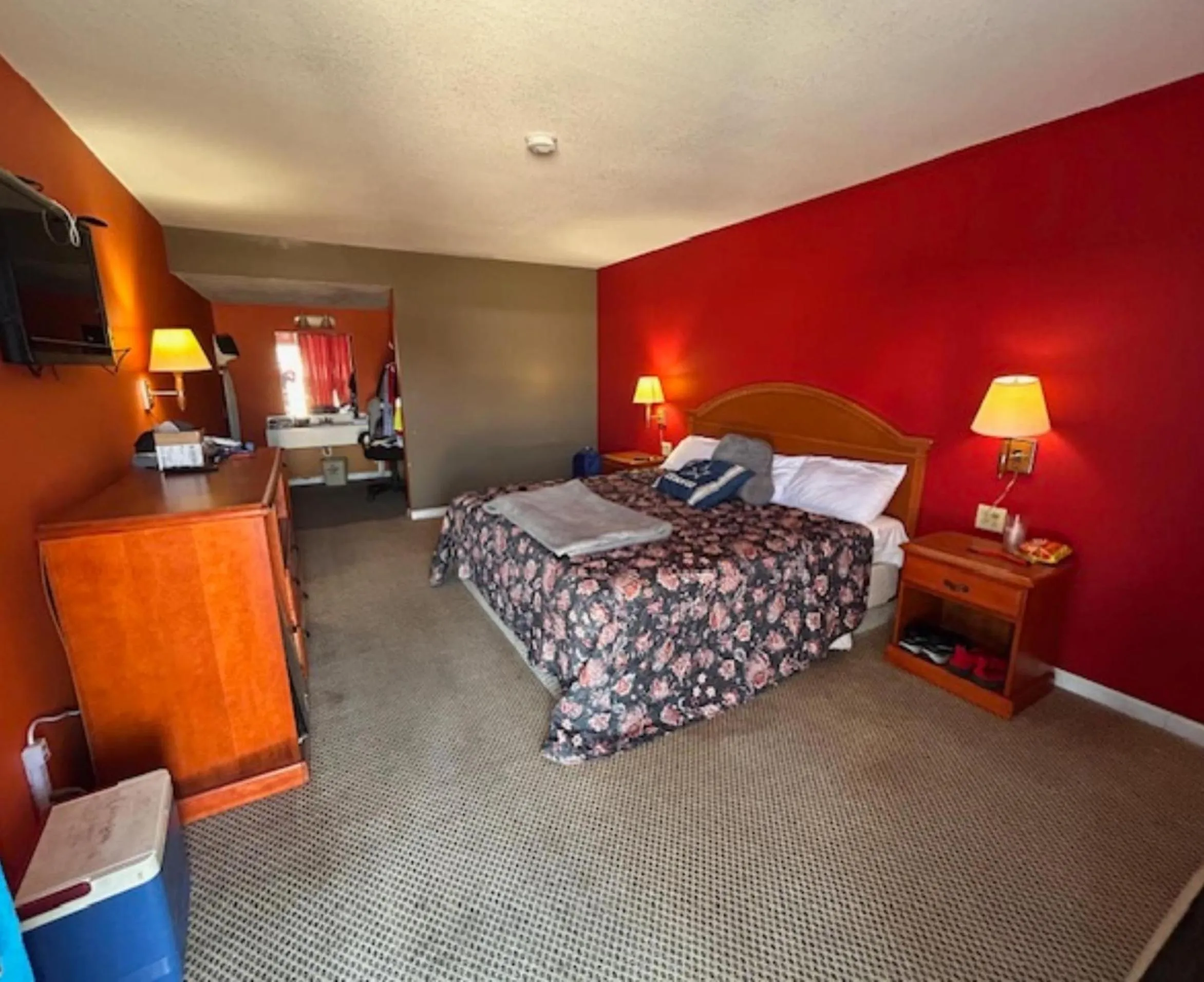 Bedroom in Sky Palace Inn By OYO Anthony KS