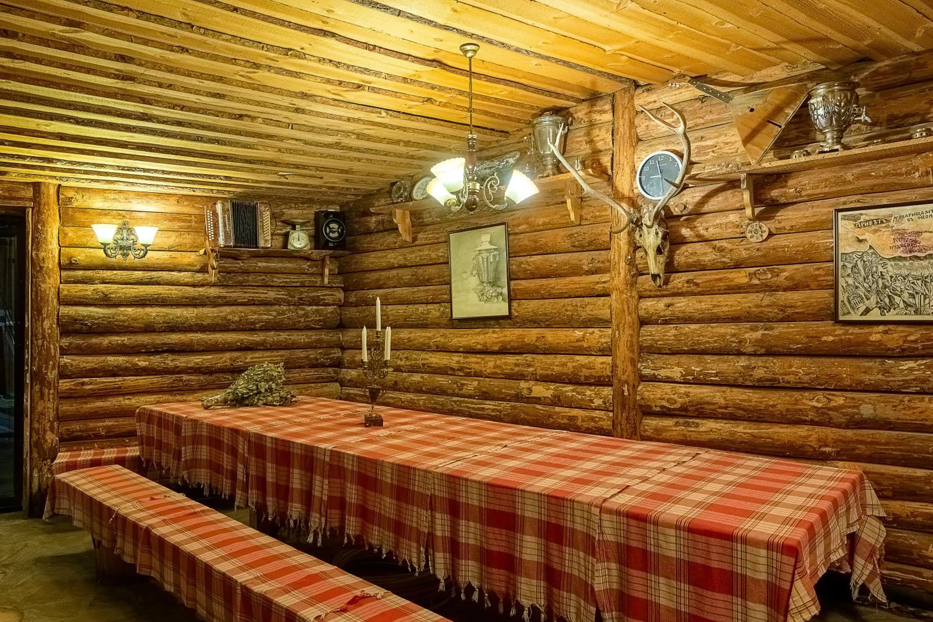 Bed in Royal Spa Hotel