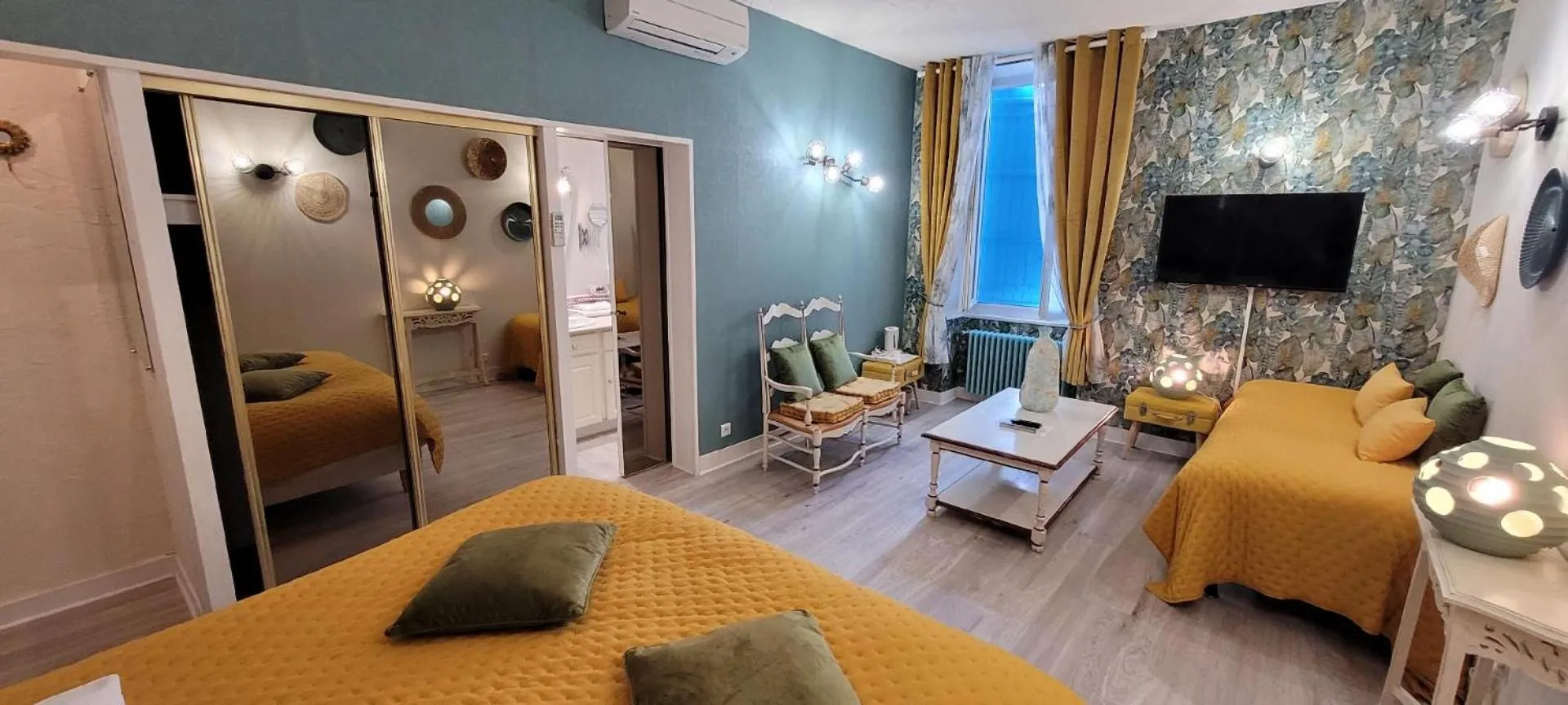 Logis Hôtel Hostellerie Saint-Jacques