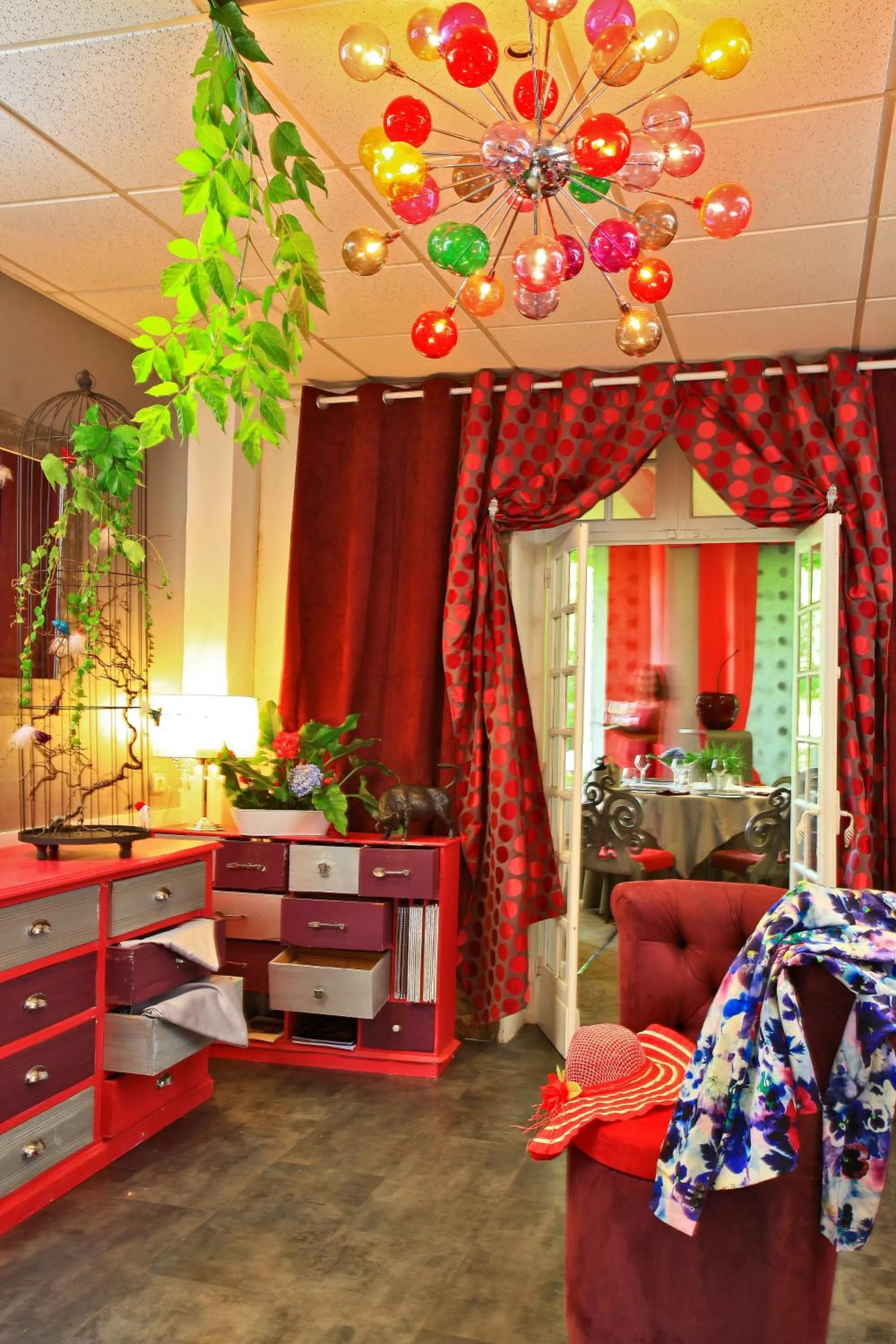 Logis Hôtel Hostellerie Saint-Jacques