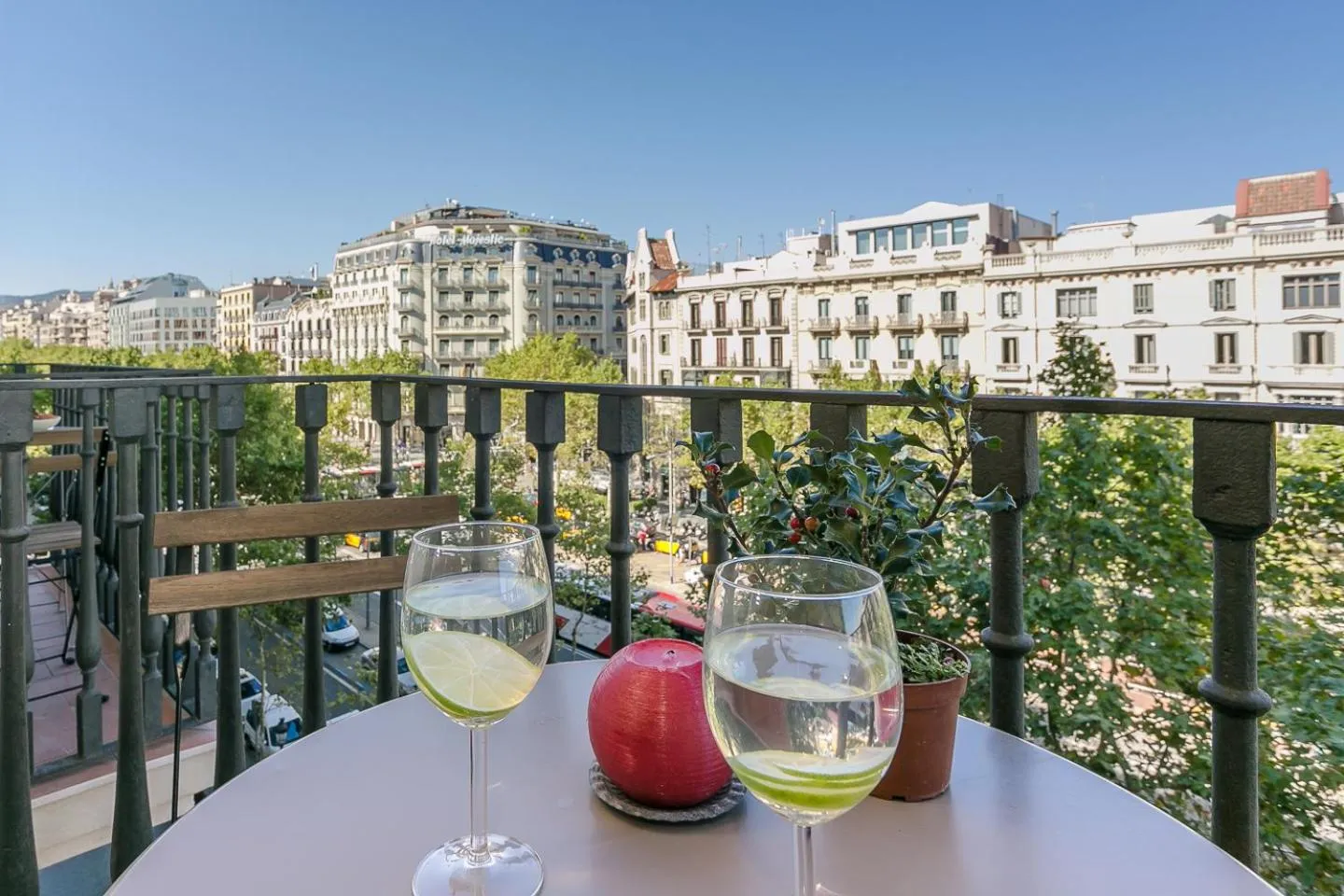 Balcony/Terrace in Bcn Paseo De Gracia Rocamora Apartment