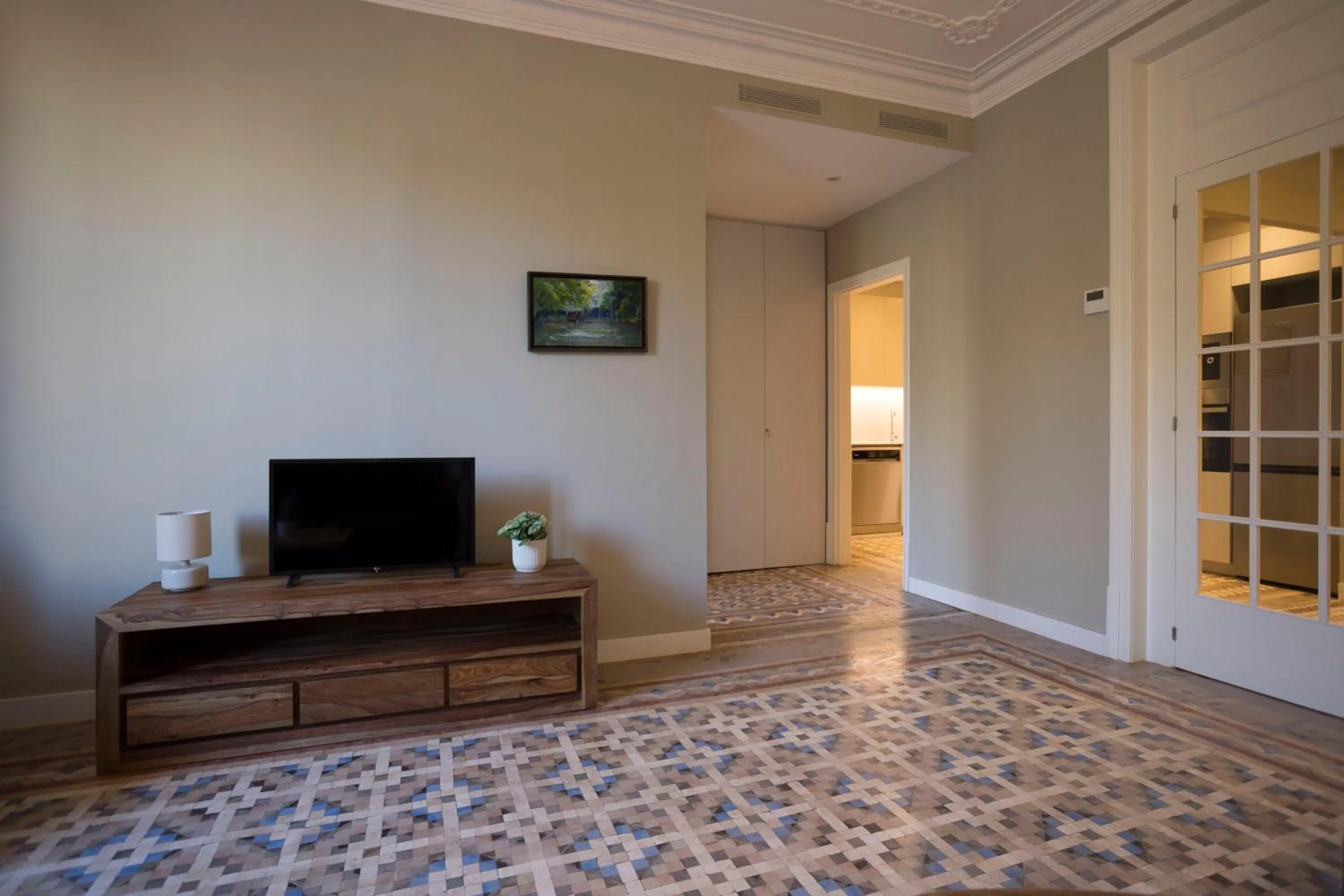 TV and multimedia in Bcn Paseo De Gracia Rocamora Apartment