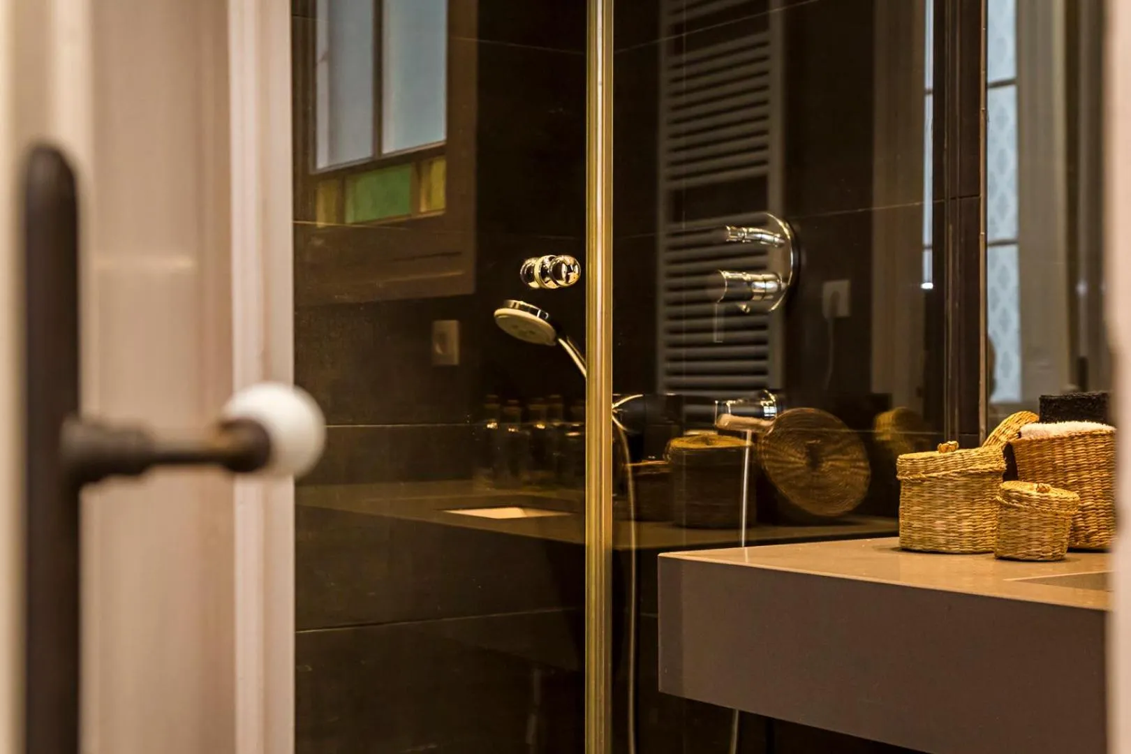 Shower in Bcn Paseo De Gracia Rocamora Apartment