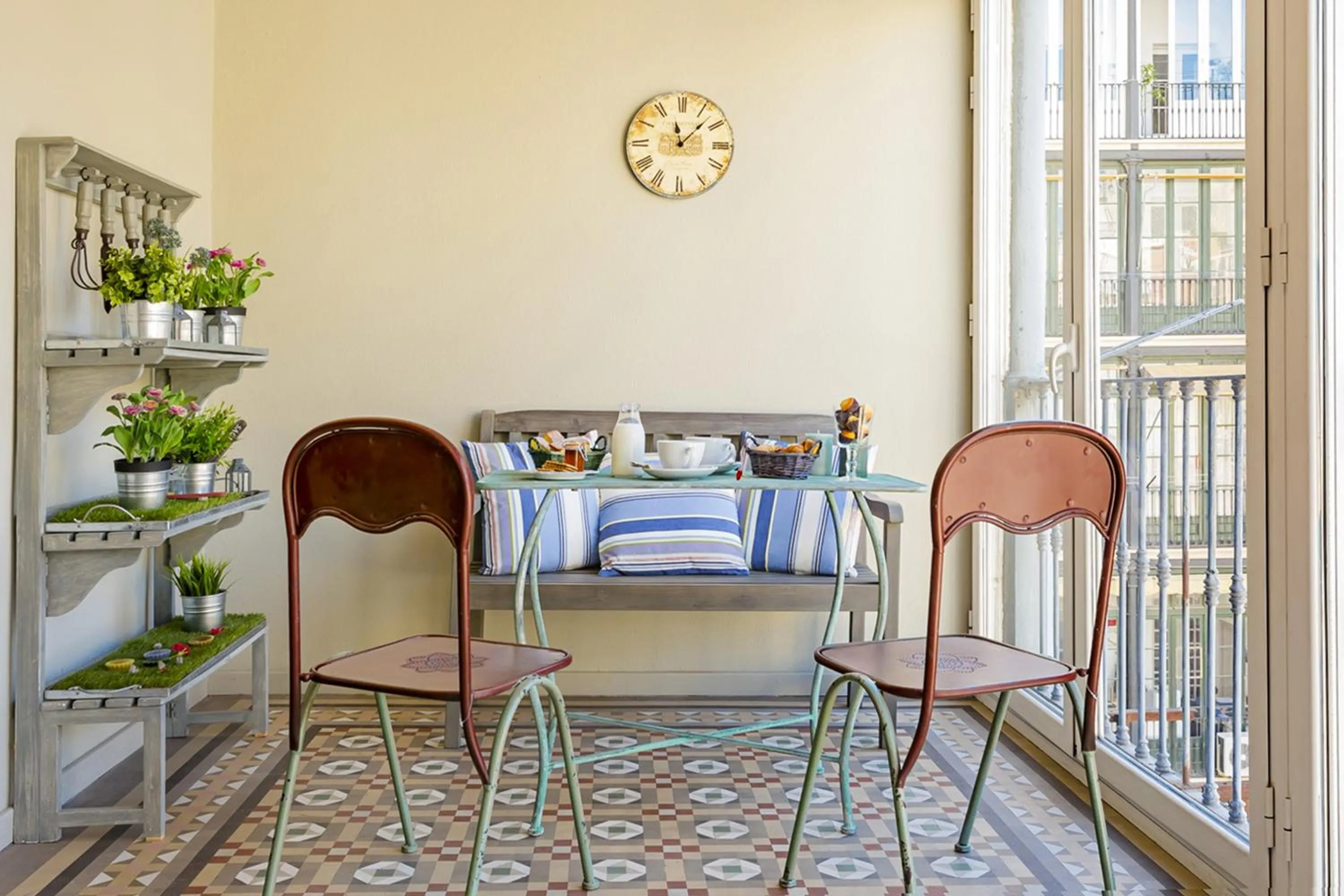 Seating area, Bed in Bcn Paseo De Gracia Rocamora Apartment