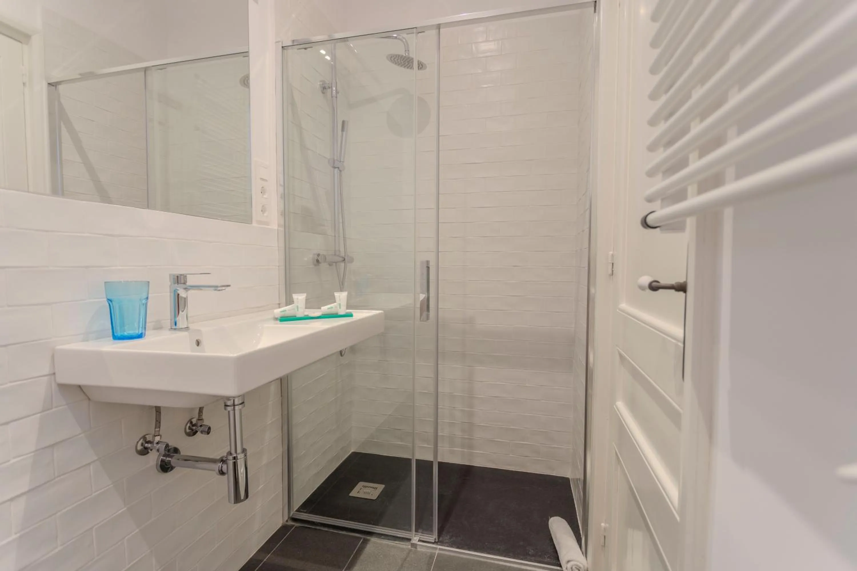 Bathroom in Bcn Paseo De Gracia Rocamora Apartment