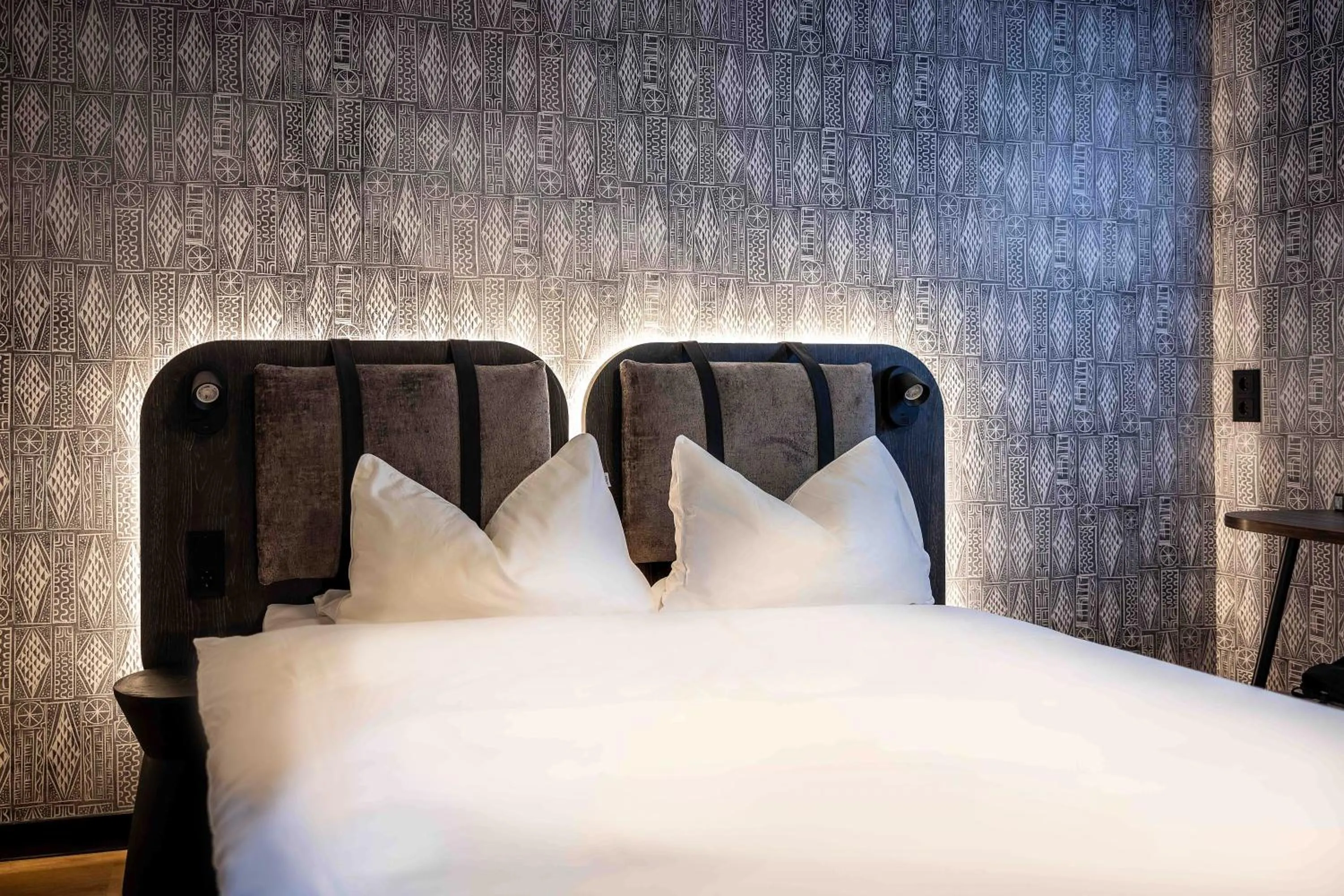 Photo of the whole room, Bed in ibis Styles Aalen